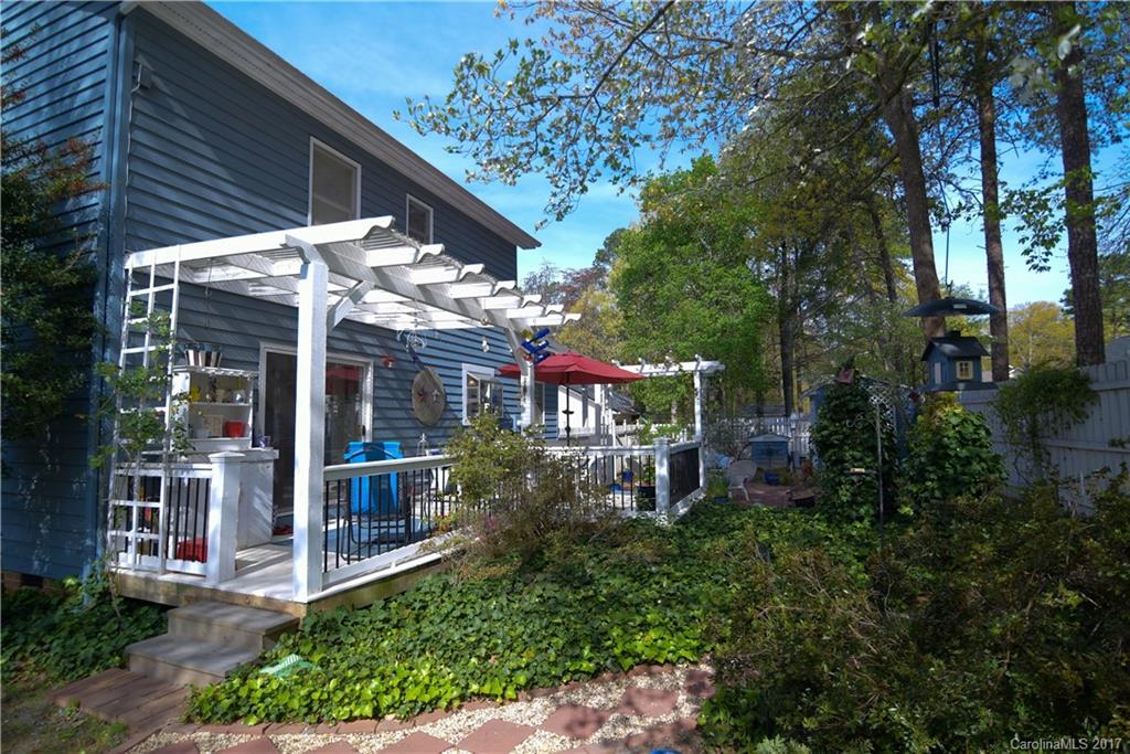 Lakehaven Estates - Residential