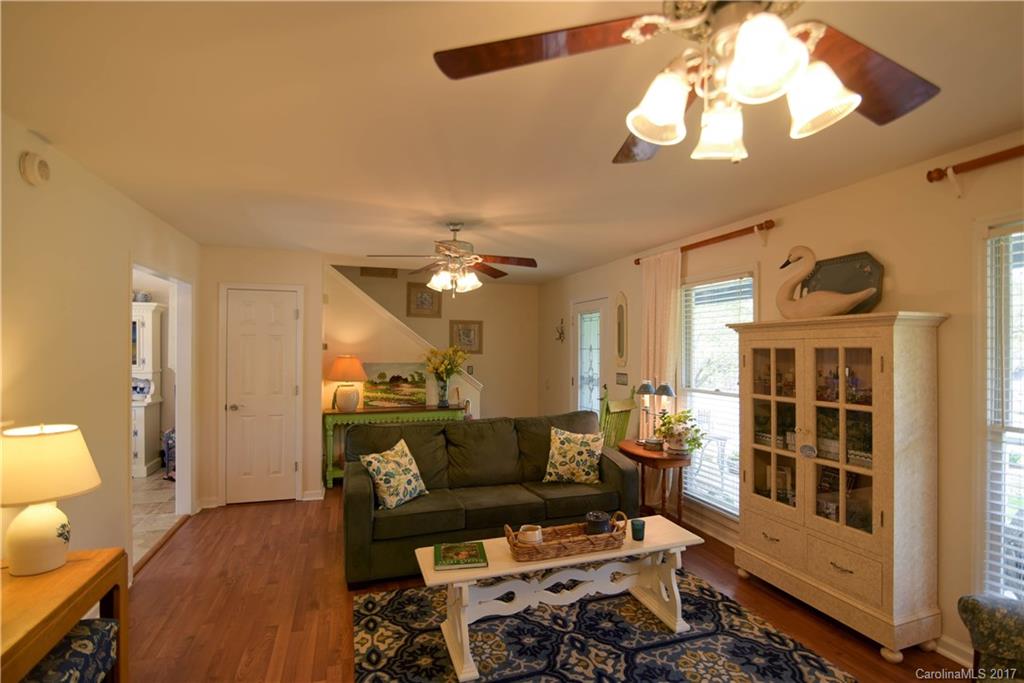 Lakehaven Estates - Residential