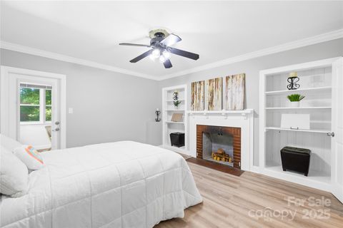 6012 Tuckaseegee Road Charlotte NC 28208