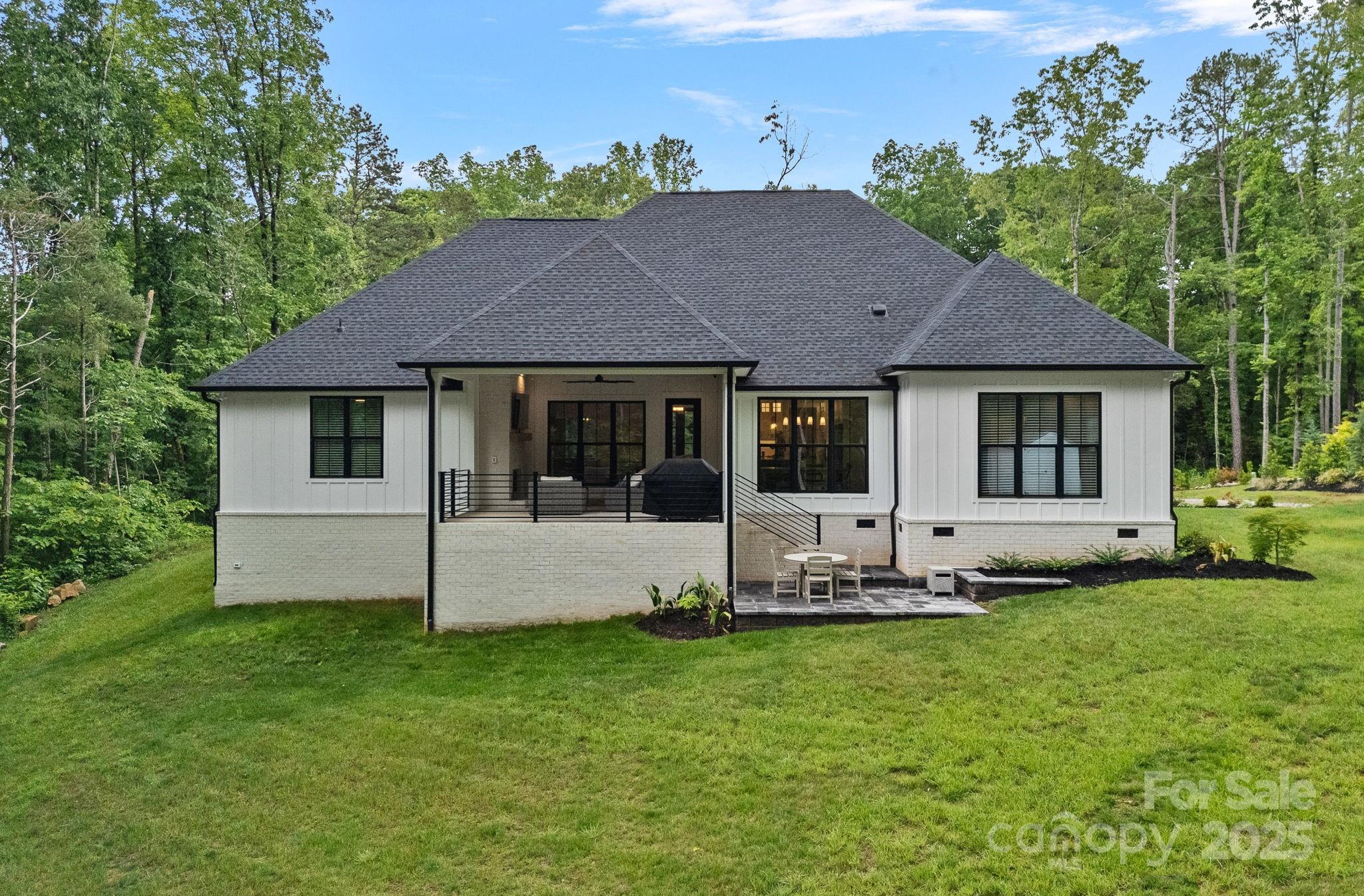 9564 Regent Drive