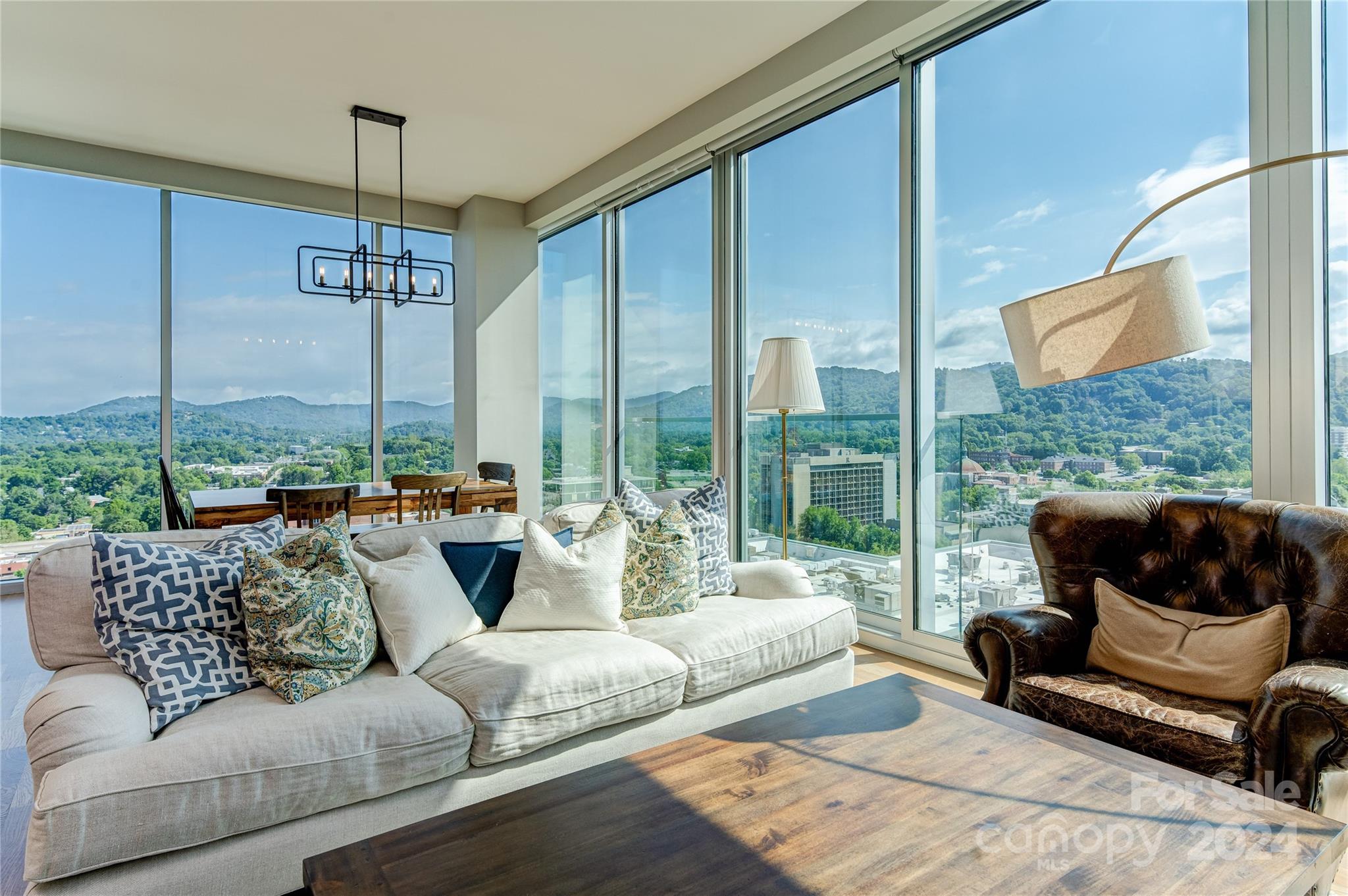 Asheville Arras Residence - Residential
