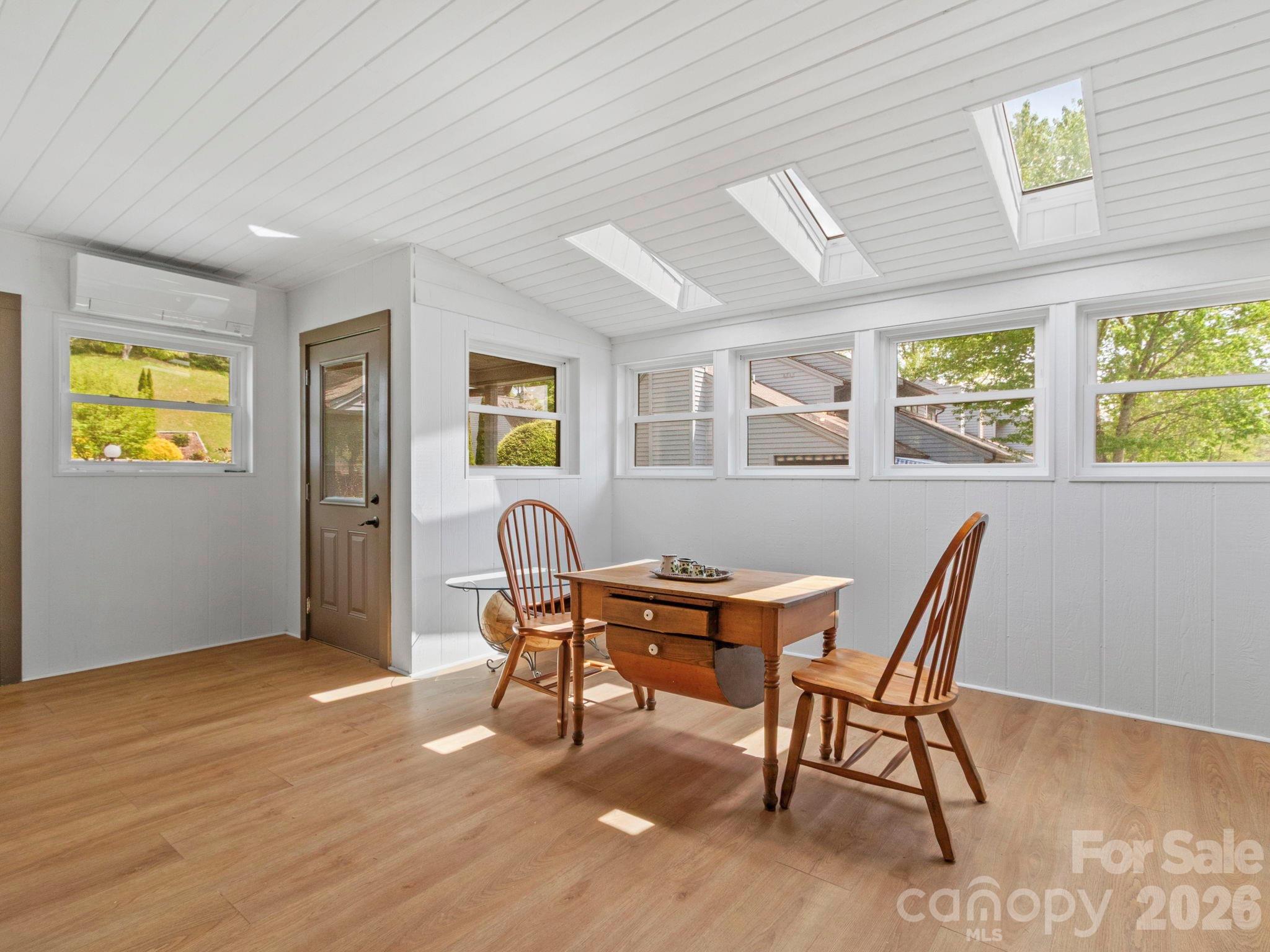 Seven Pines - Residential