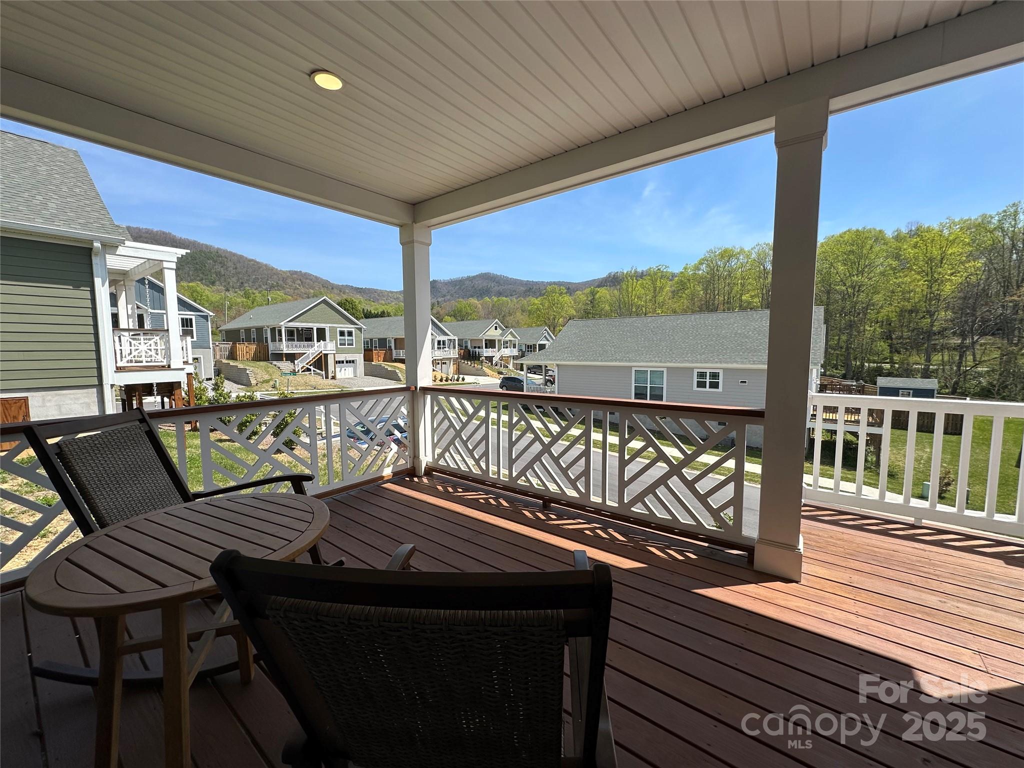1205 Seven Sisters Lane