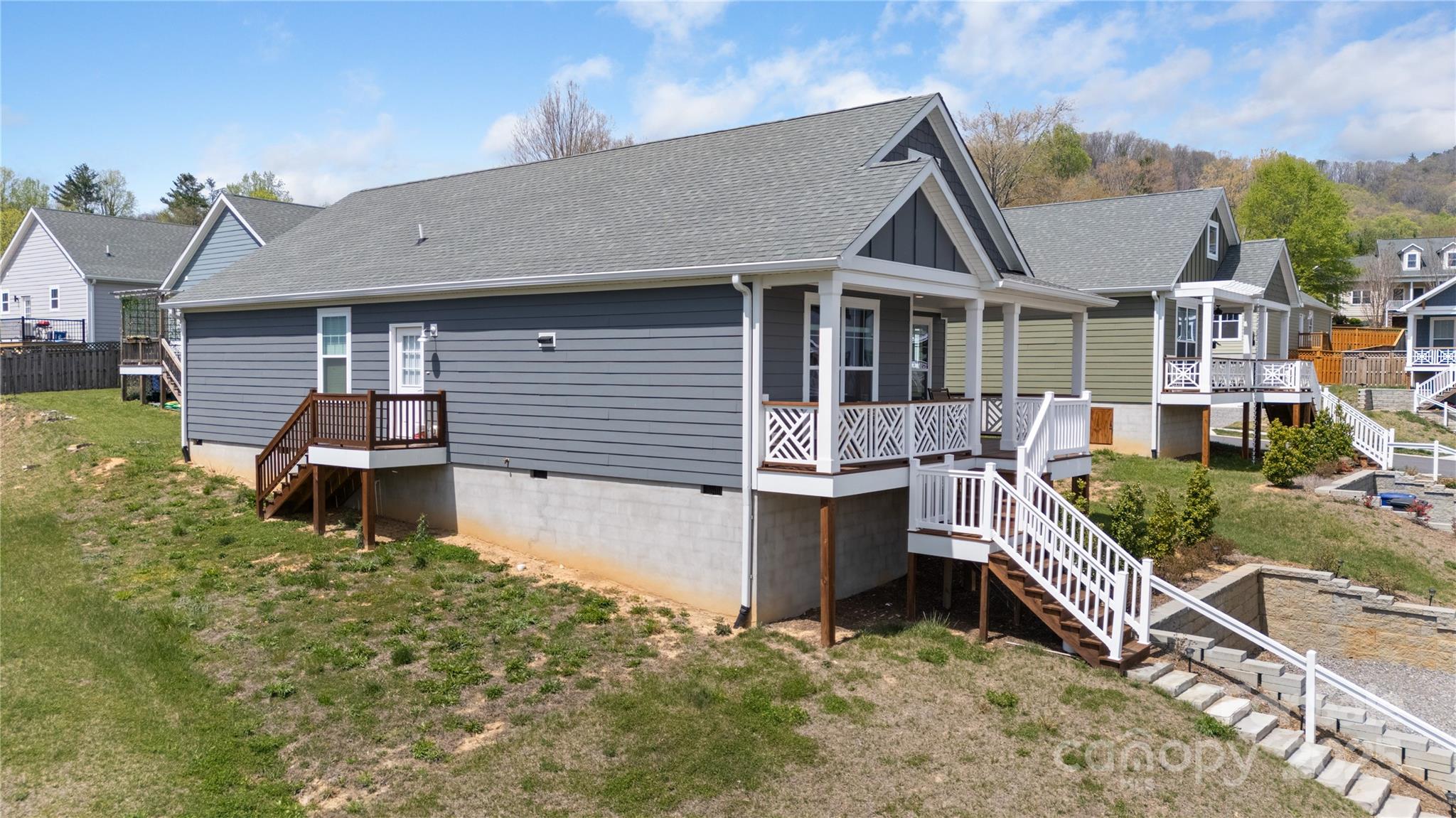 1205 Seven Sisters Lane
