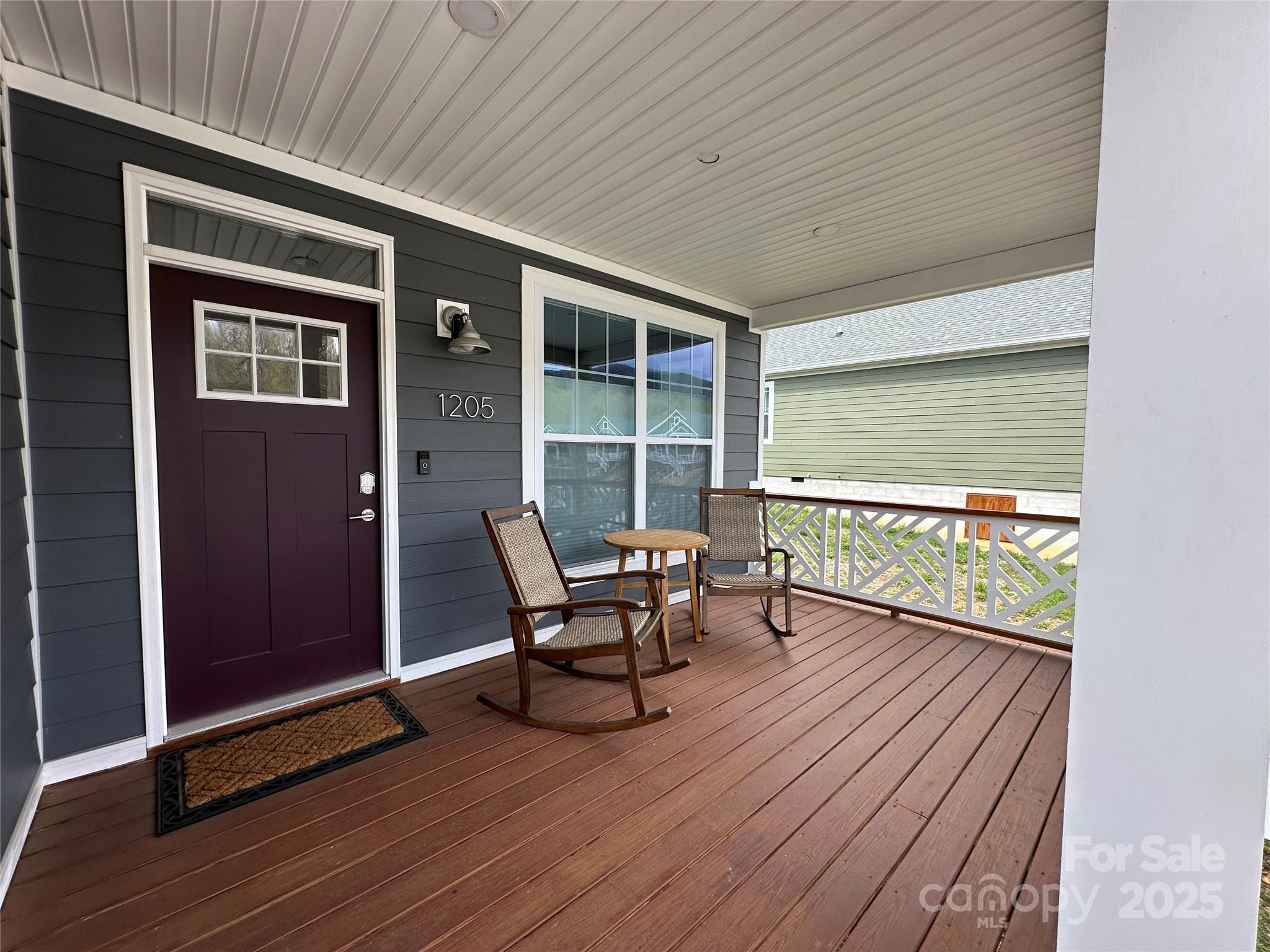 1205 Seven Sisters Lane