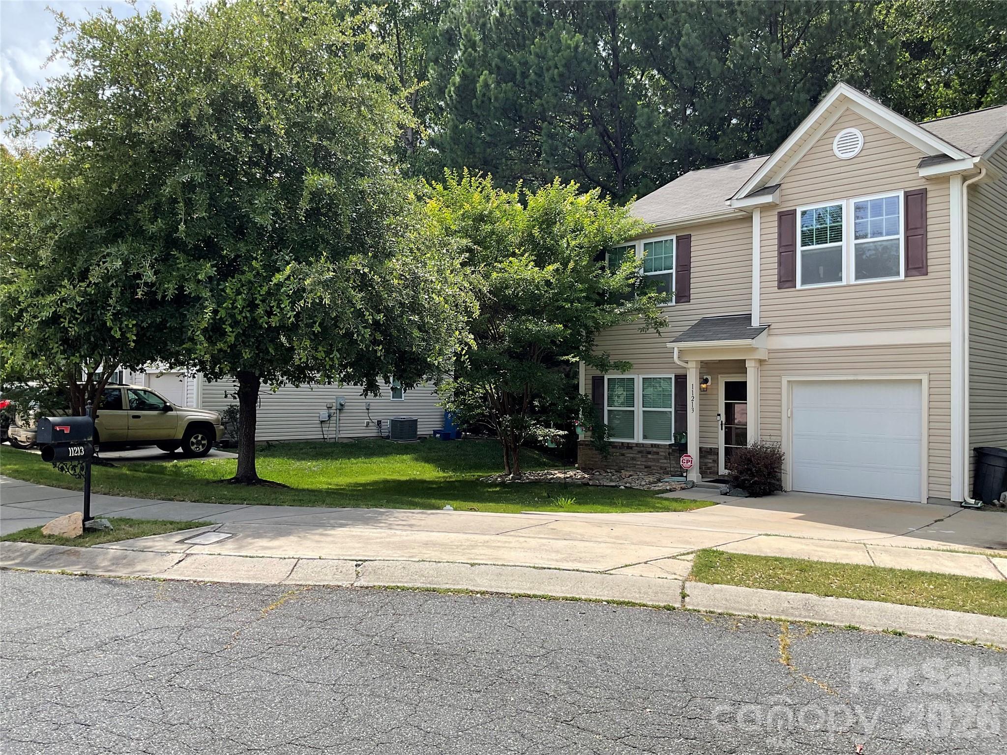 11213 Deer Stand Court 28