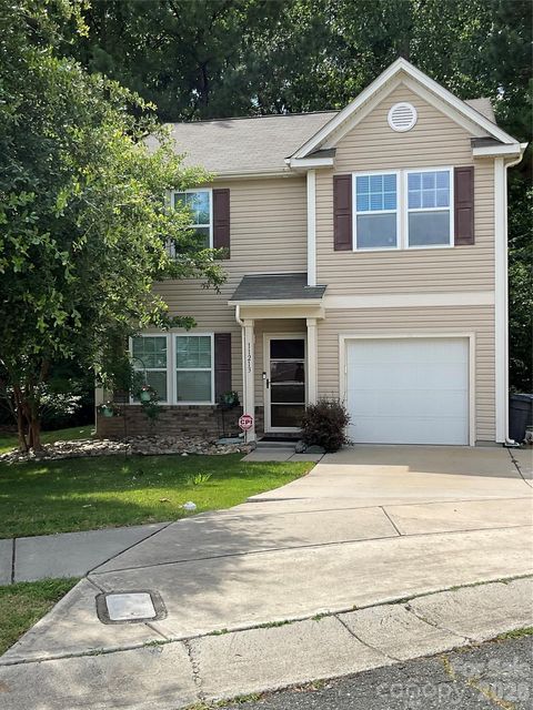 Photo of 11213 Deer Stand Court #28, Charlotte, NC 28214 (MLS # 4394423)