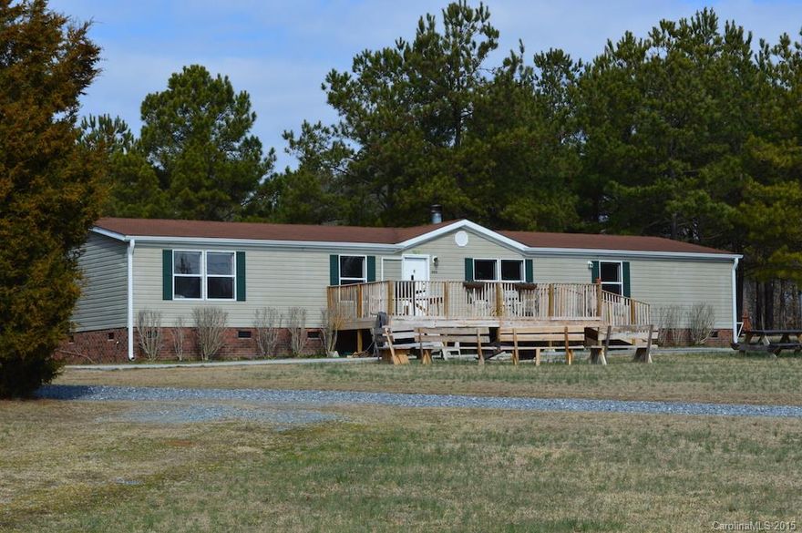 Recently renovated home with lots of great features including a double fireplace that you can see from both the great room and the den.  Spacious bedrooms with larger closets.  Big kit