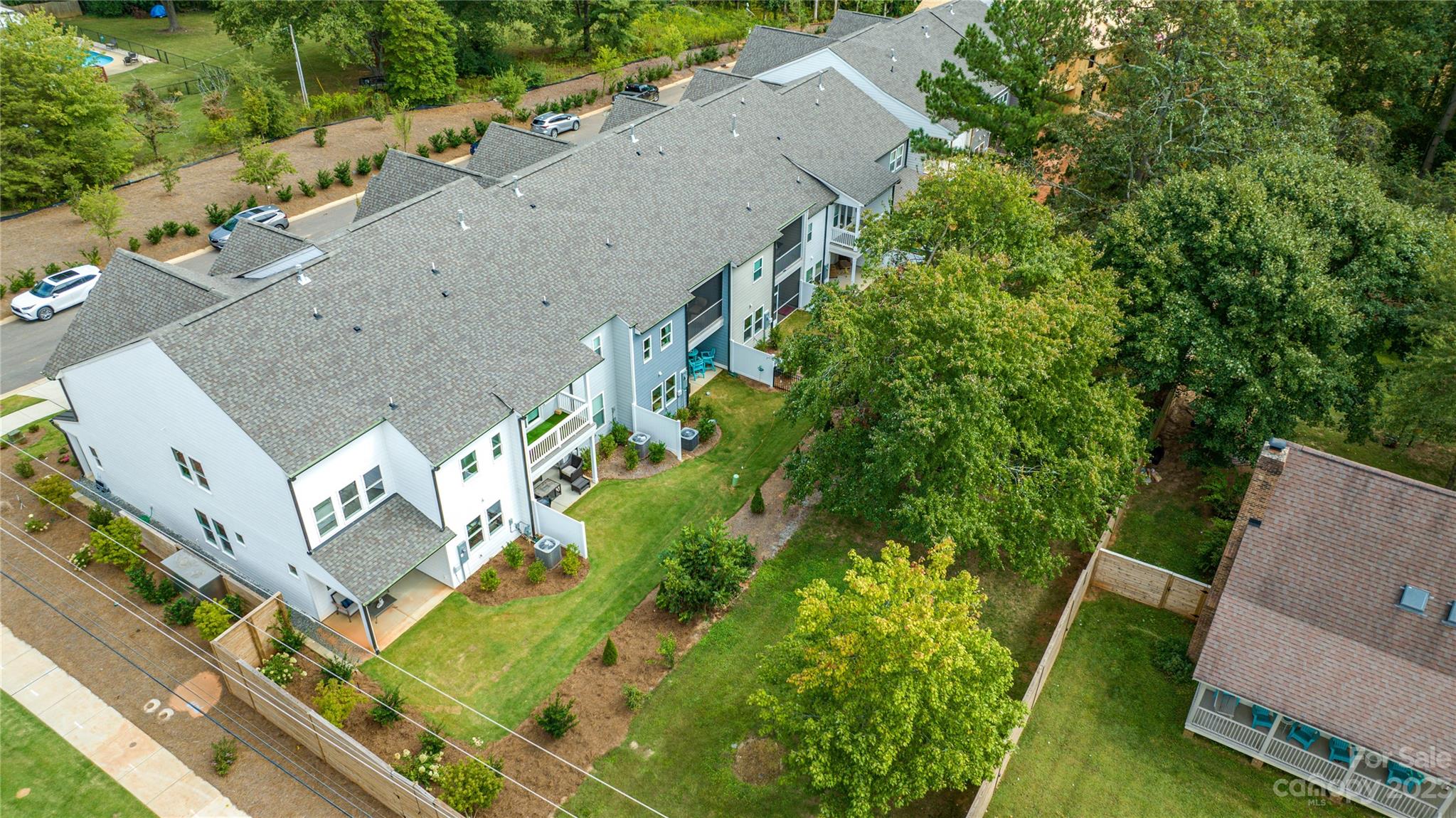 Washam Potts Townhomes - Residential