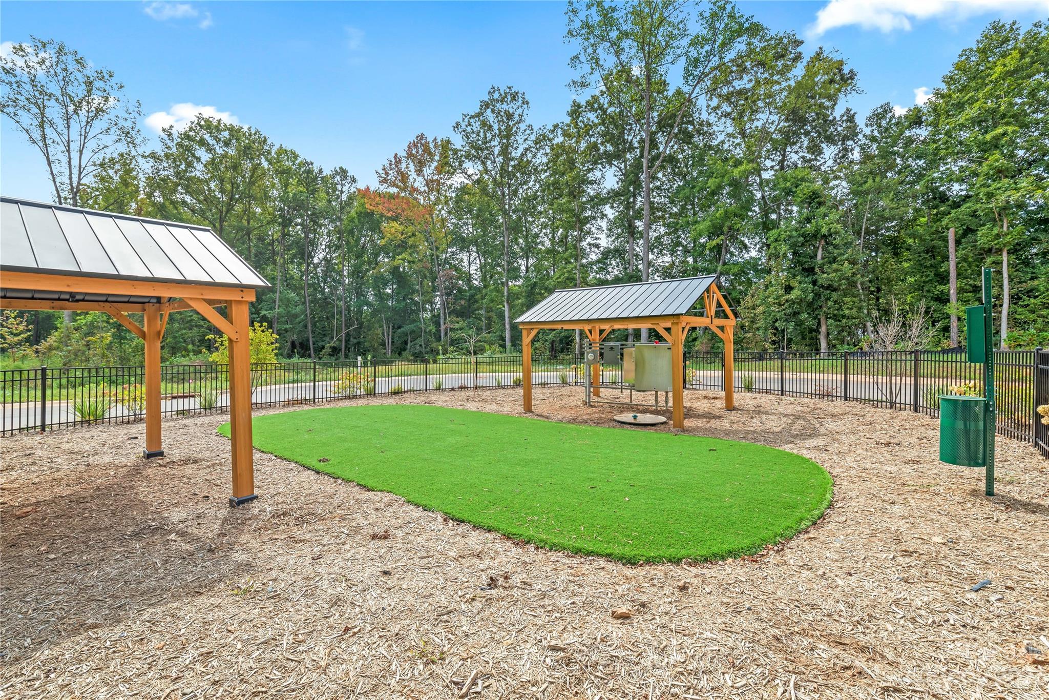 Washam Potts Townhomes - Residential