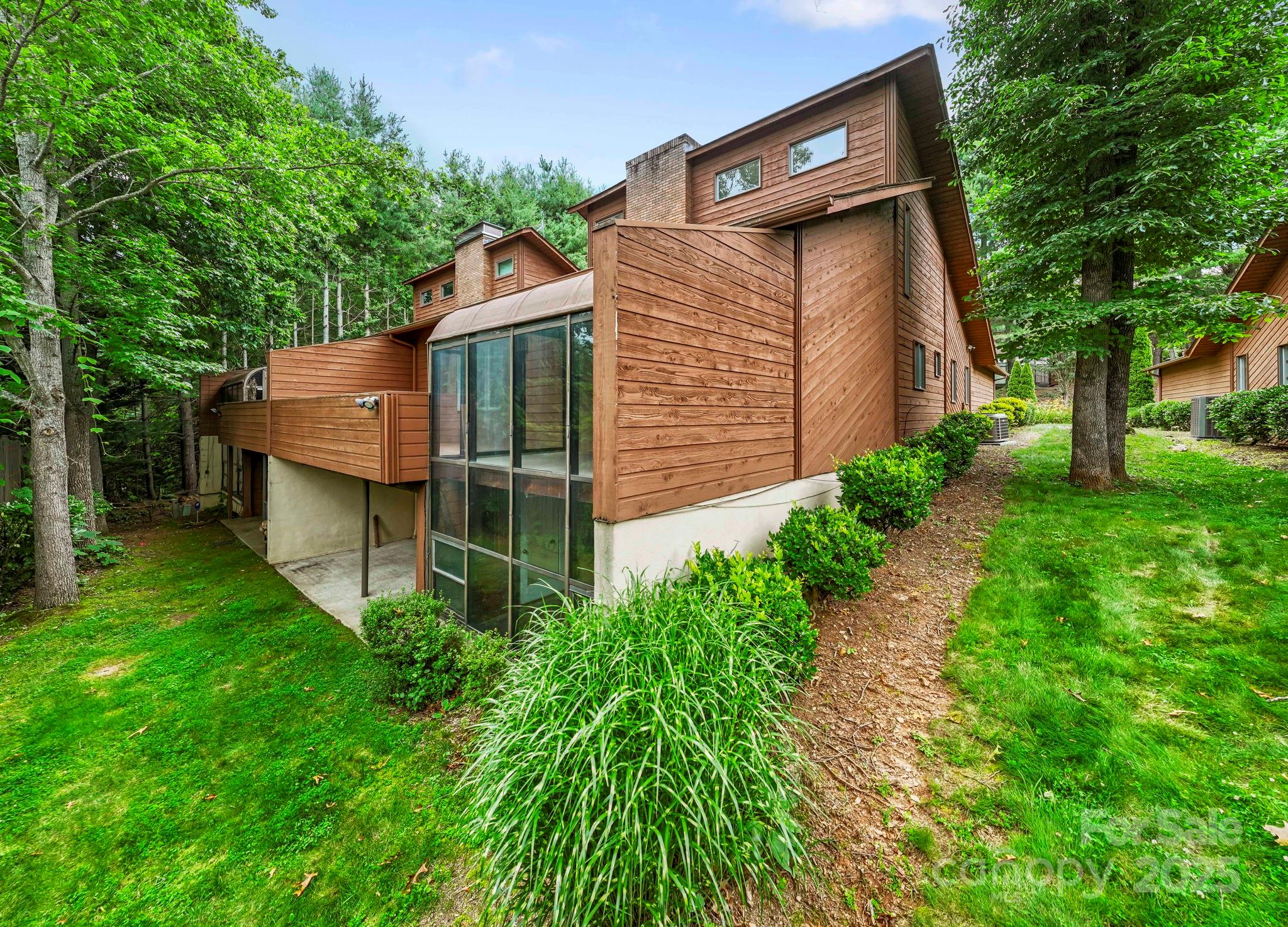 204 Woodfield Drive