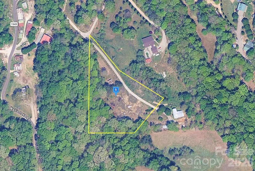 7400 Dennis Road, photo 1 of 4