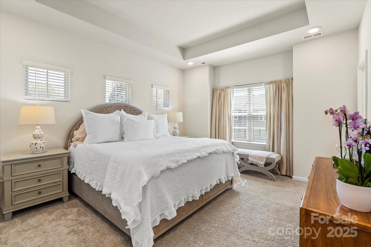 Charlotte, North Carolina 28227, United States, 4 Bedrooms Bedrooms, ,4 BathroomsBathrooms,Residential,Active,186058