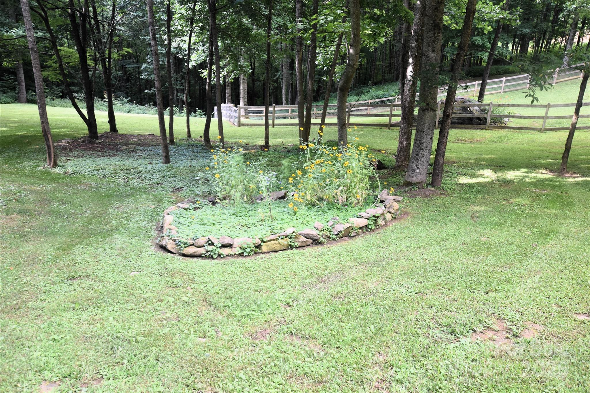 120 Spotted Fawn Lane