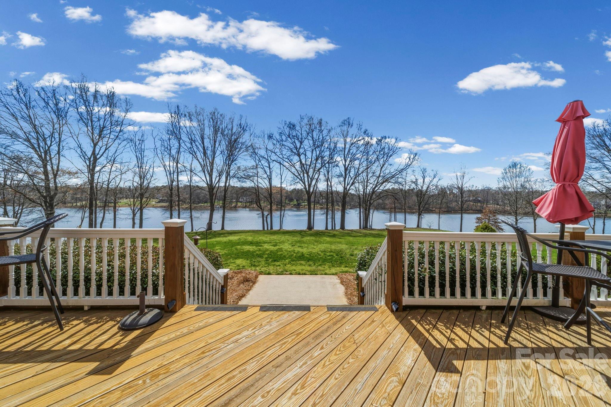 Village Lake - Residential