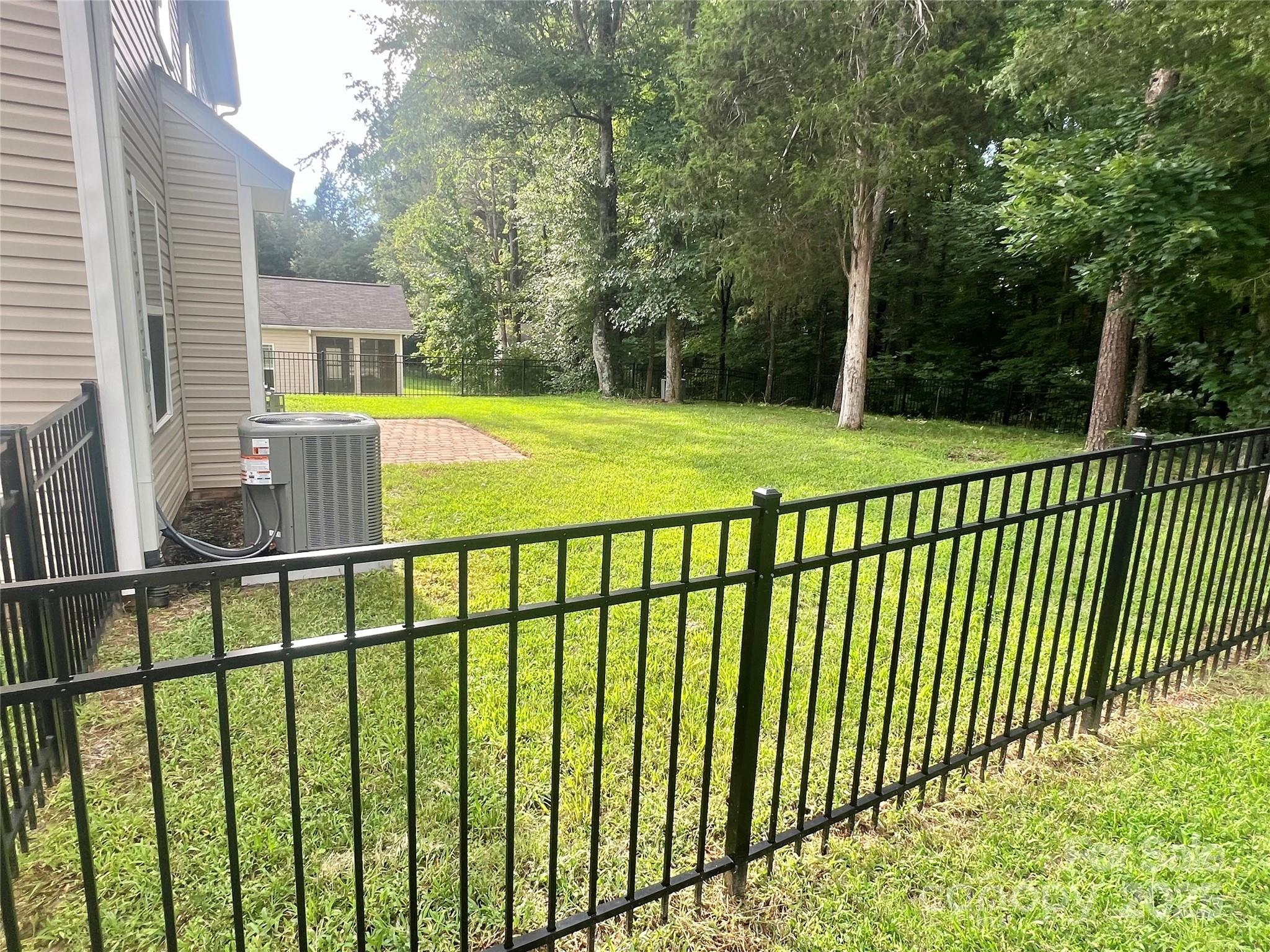 555 Settlers Grove Lane