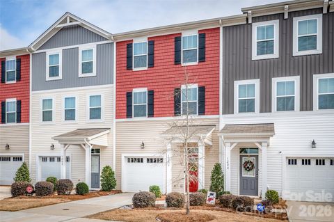 1206 Keydet Drive Charlotte NC 28216