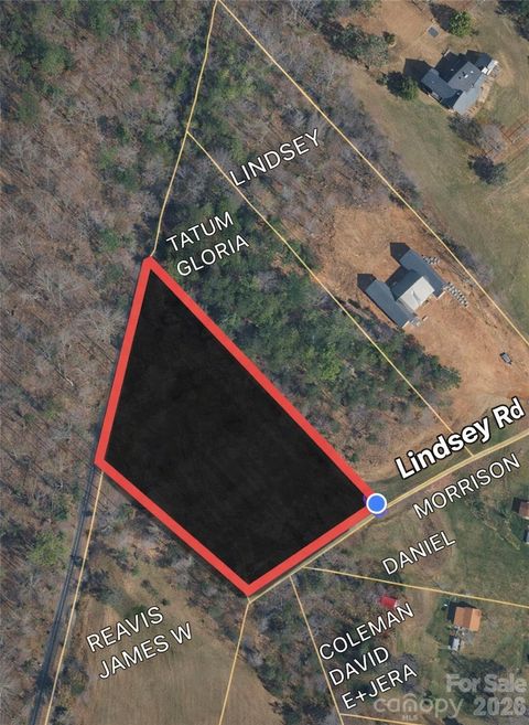 Photo of 124 Lindsey Ridge Lane, Statesville, NC 28677 (MLS # 4335633)
