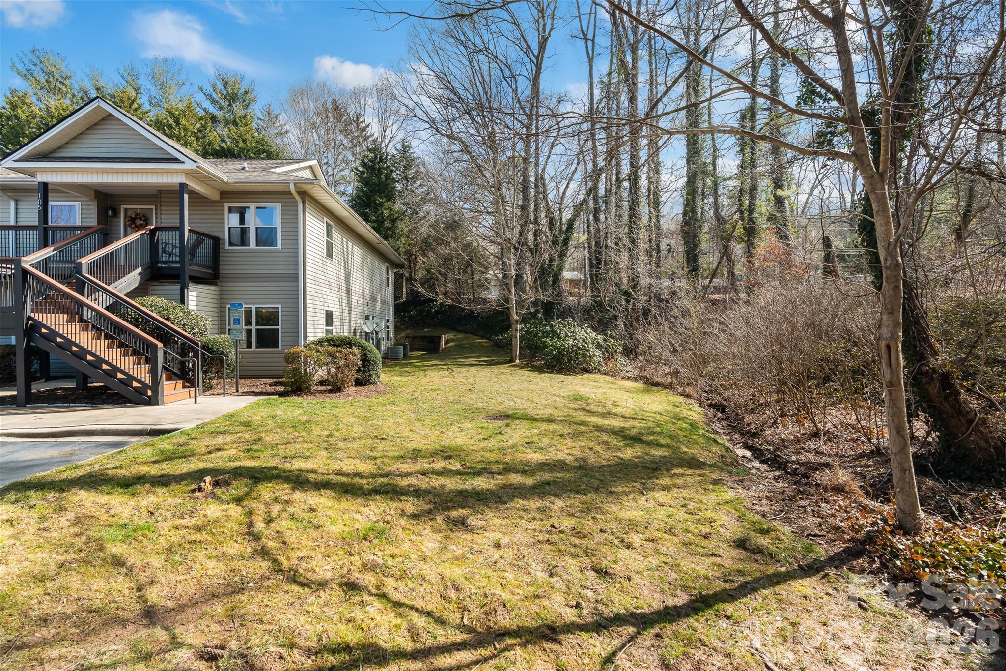 Carlyle Condominiums - Residential