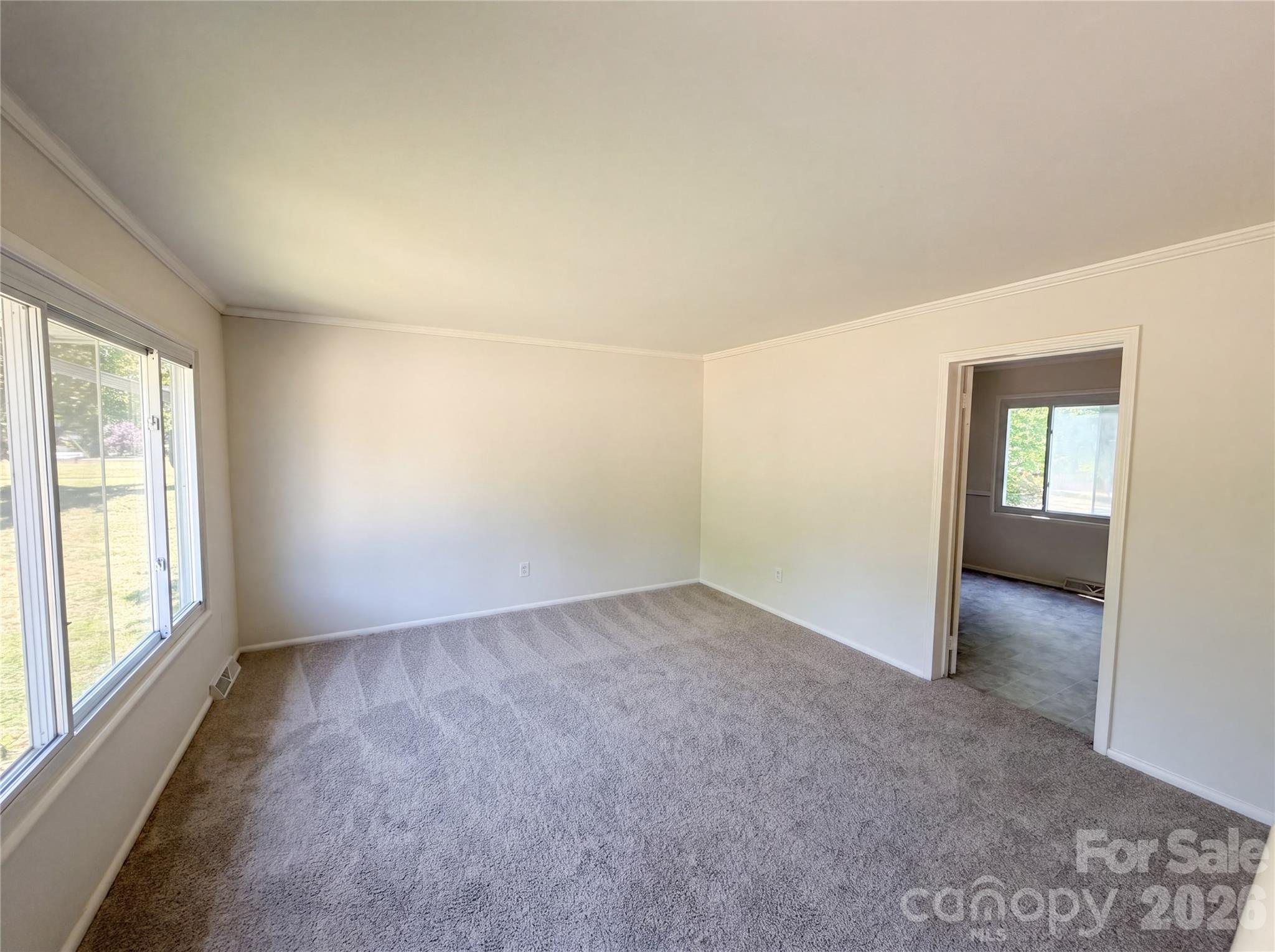 1508 W Colonial Drive