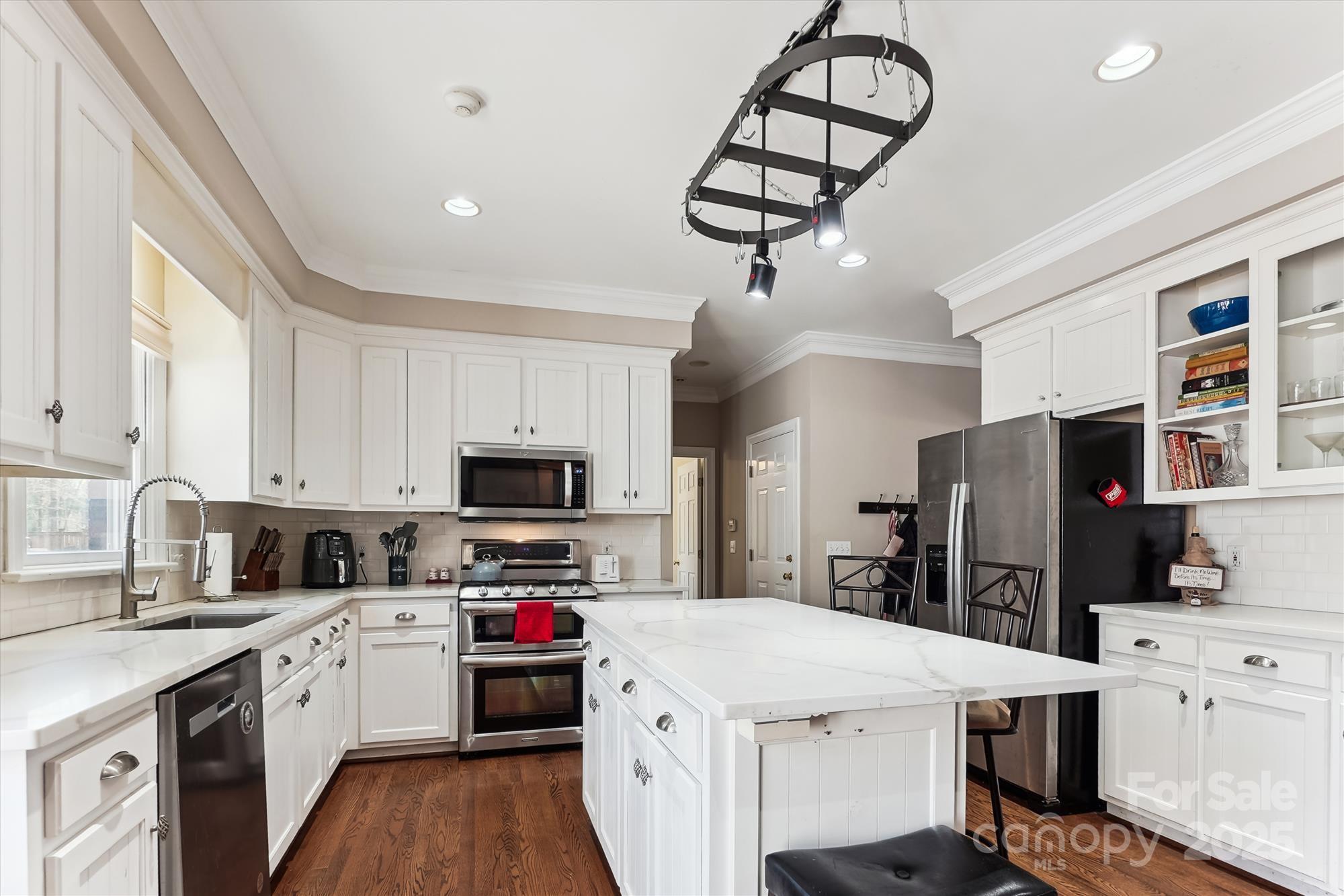 420 Woodlark Court