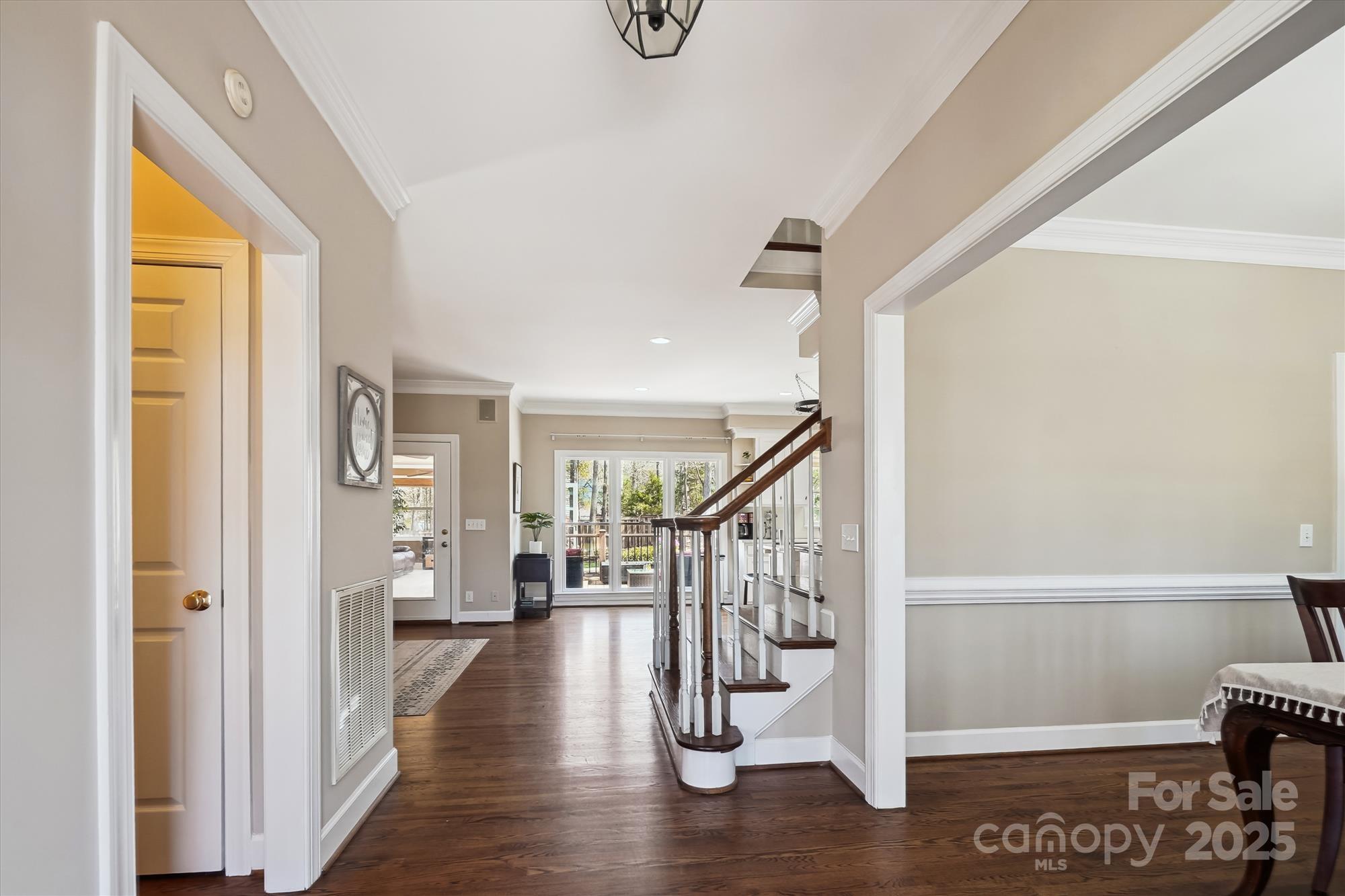 420 Woodlark Court
