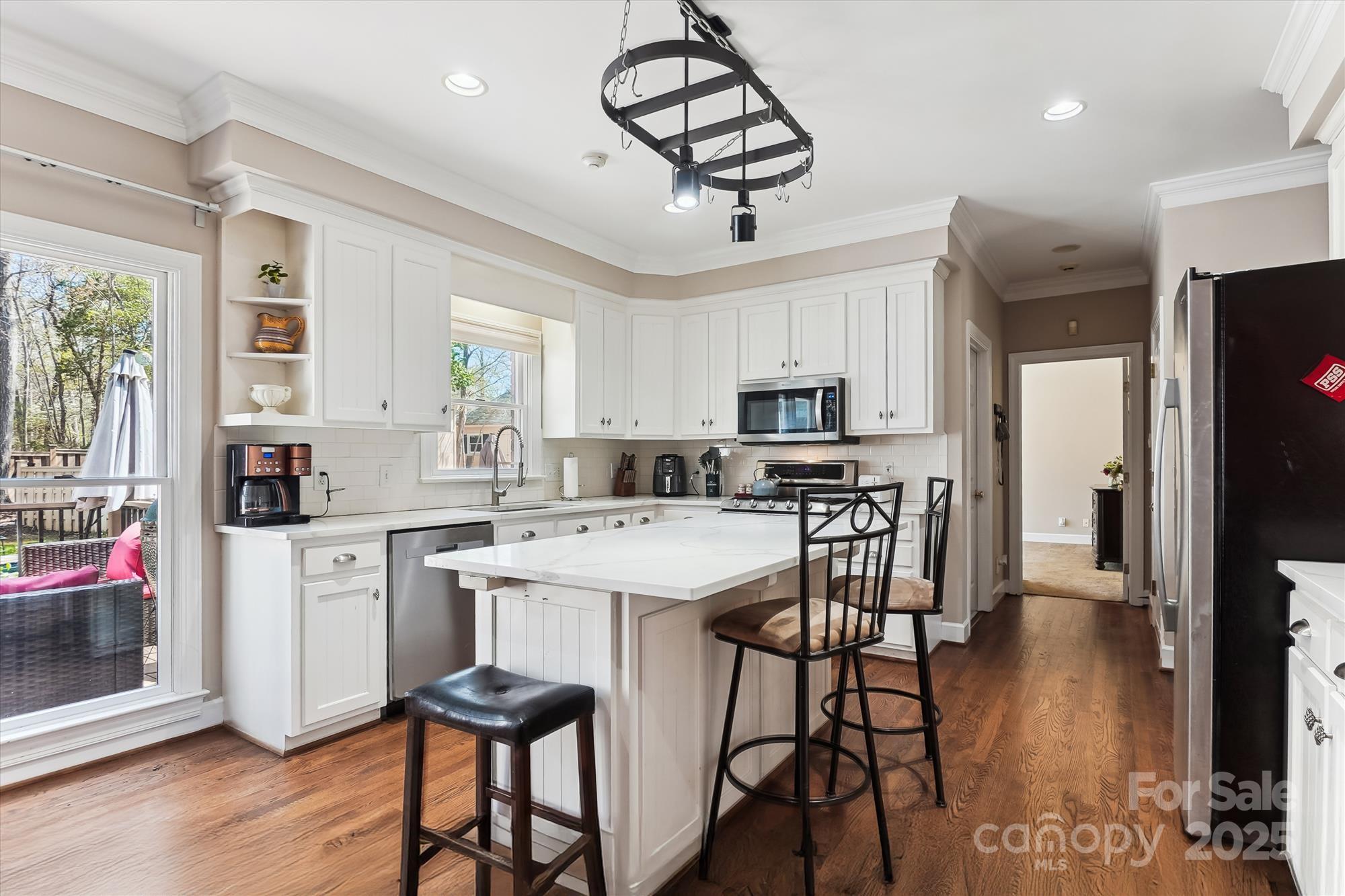 420 Woodlark Court
