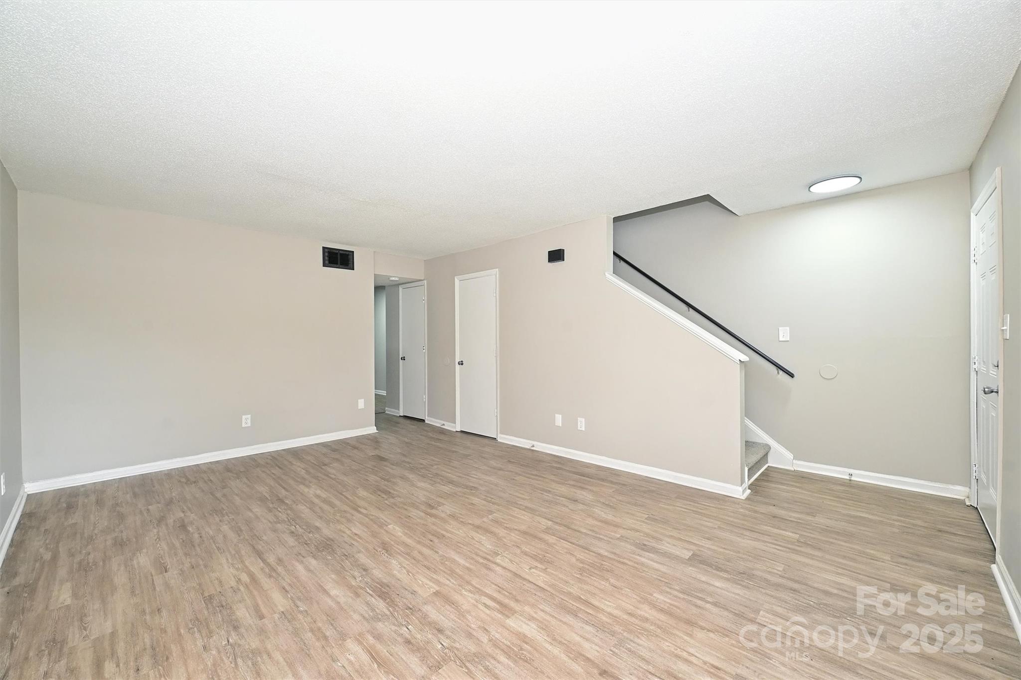 1931 Mereview Court 46