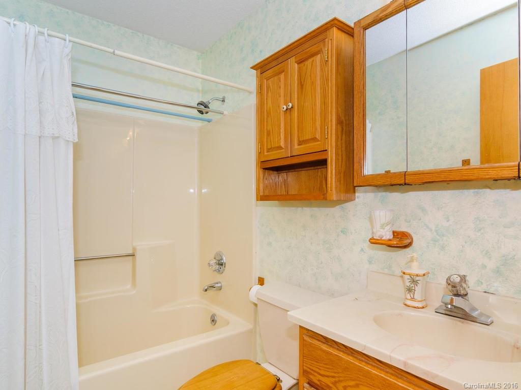 Oak Woods - Residential