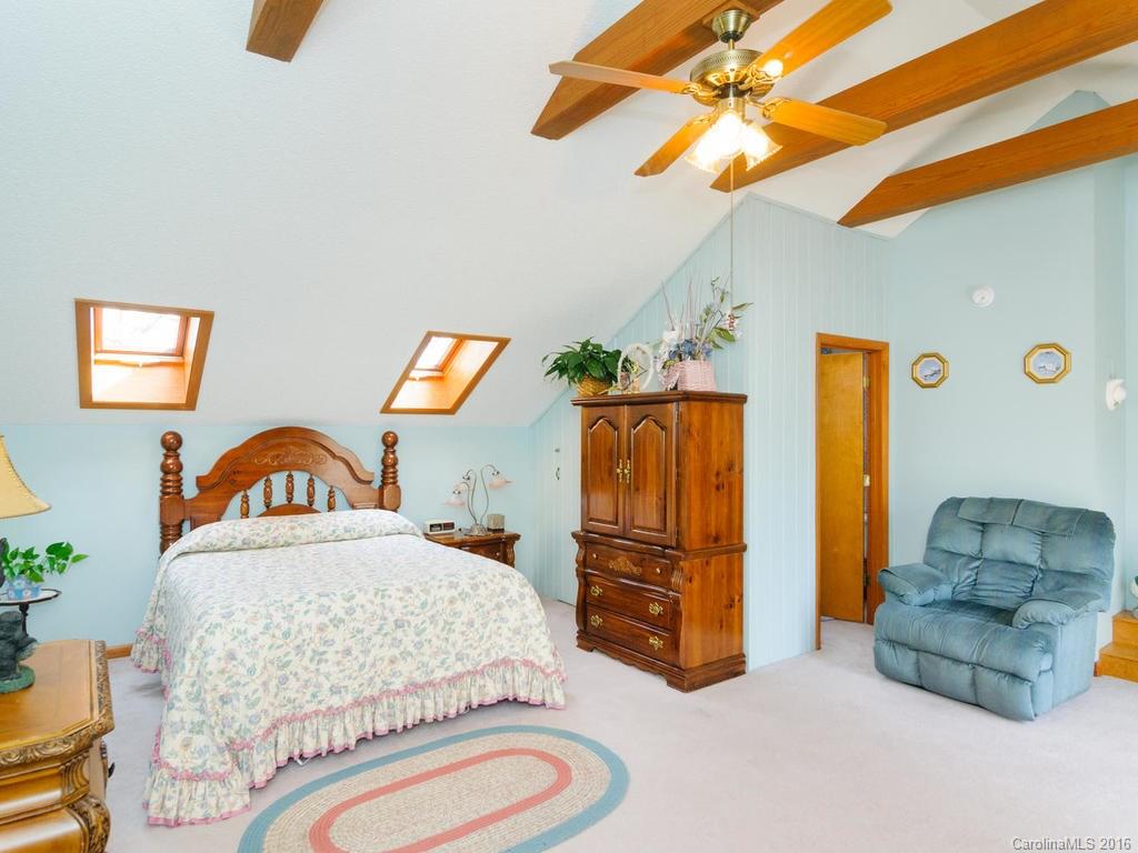 Oak Woods - Residential