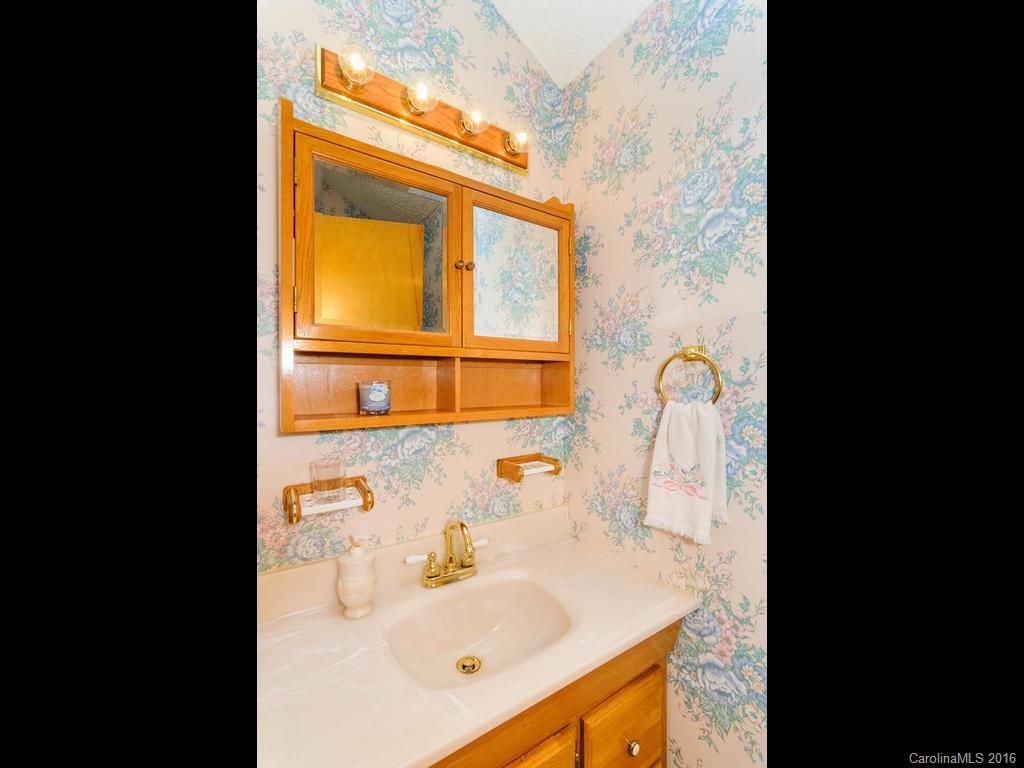 Oak Woods - Residential