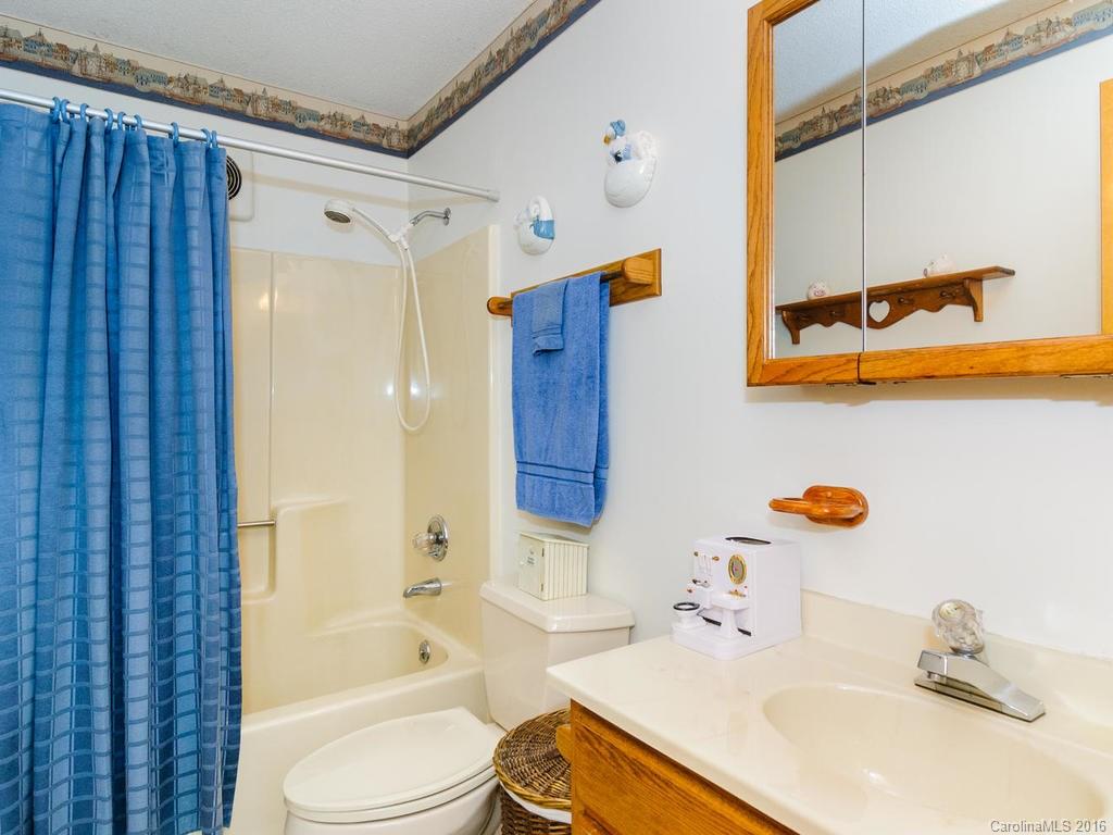 Oak Woods - Residential