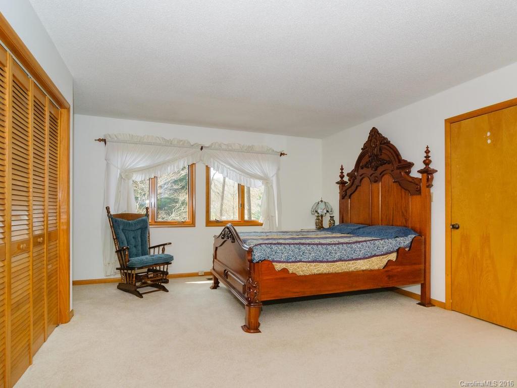 Oak Woods - Residential