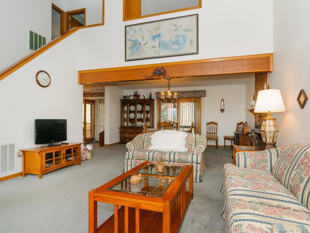 Oak Woods - Residential