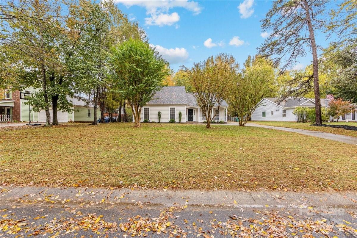 2526 Clearkirk Court