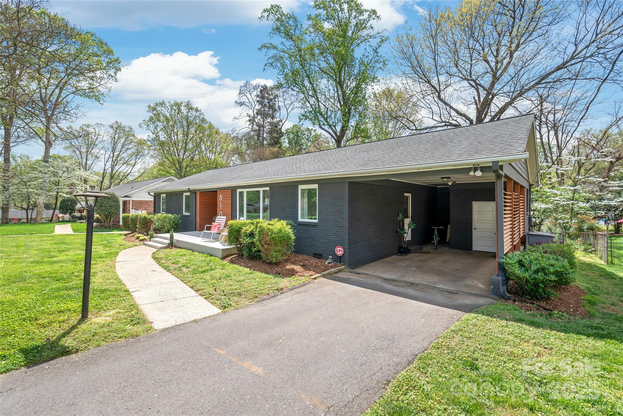 Montclaire - Residential