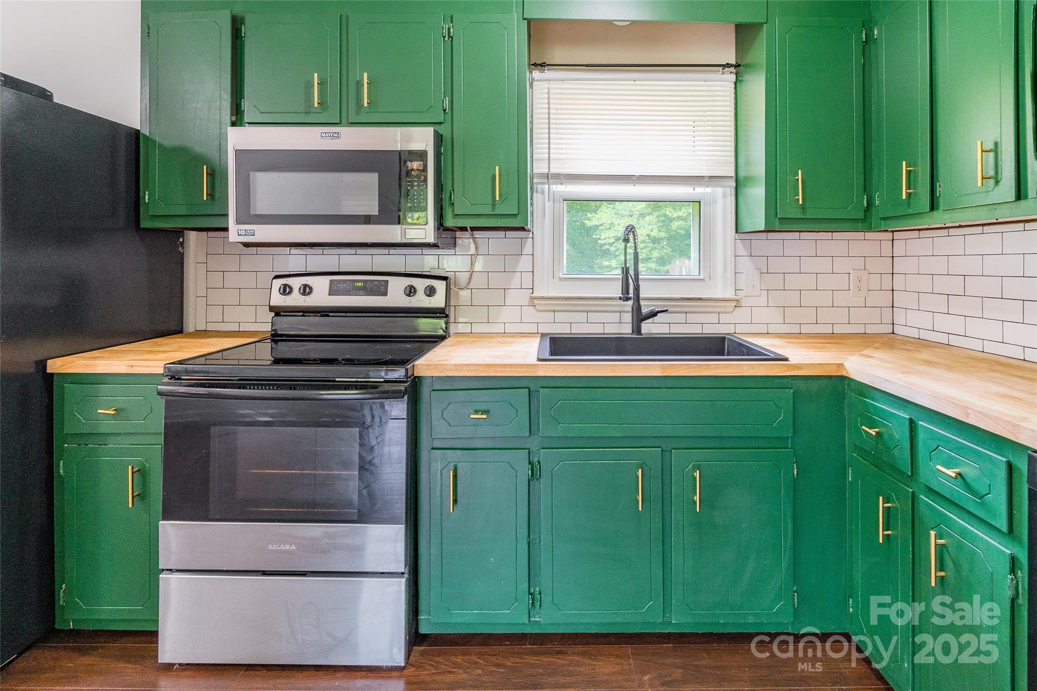 Town And Country - Residential