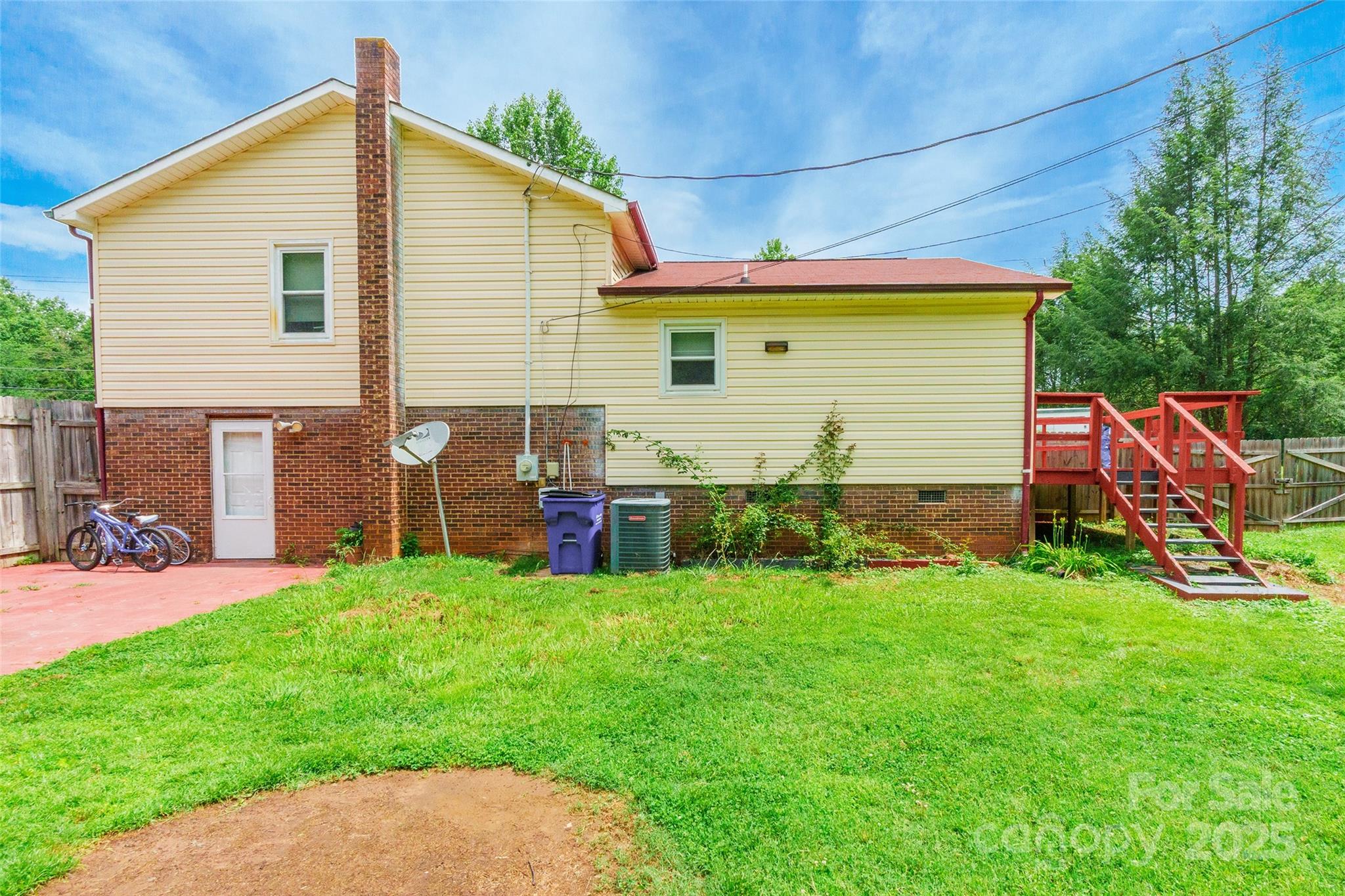 Town And Country - Residential