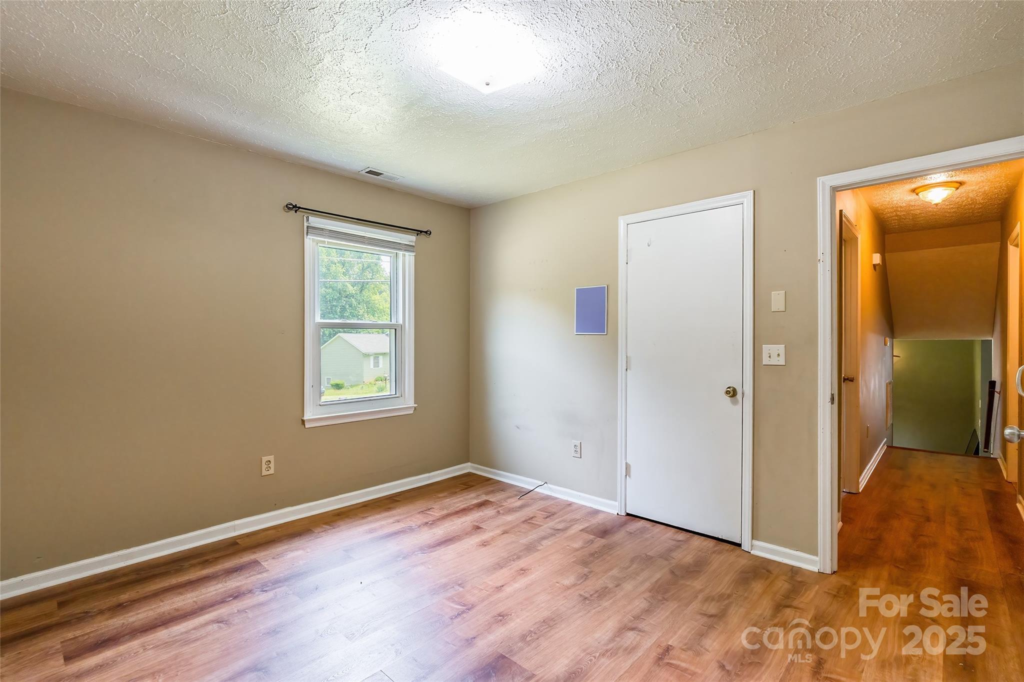 Town And Country - Residential