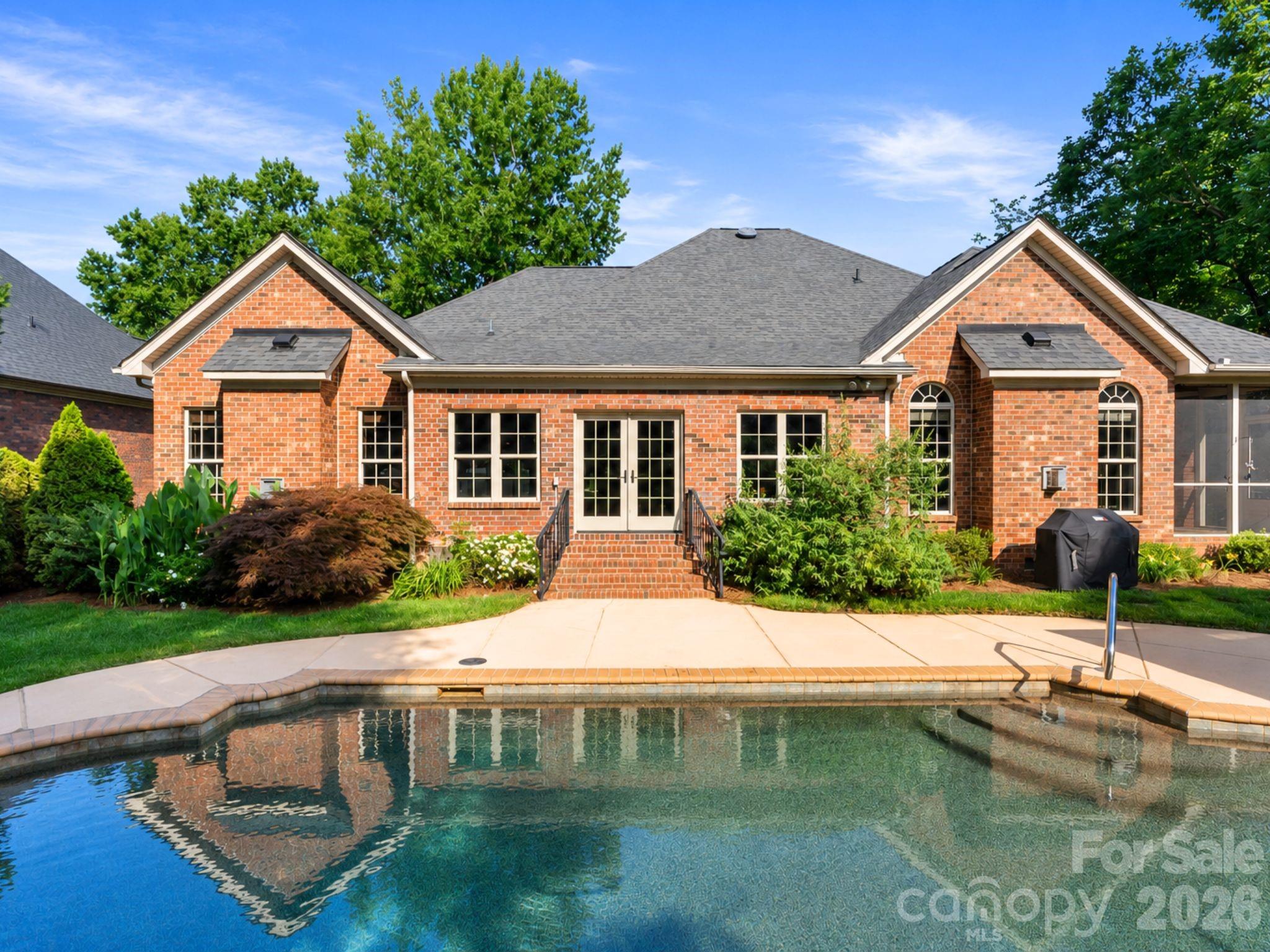 526 Ballymote Court