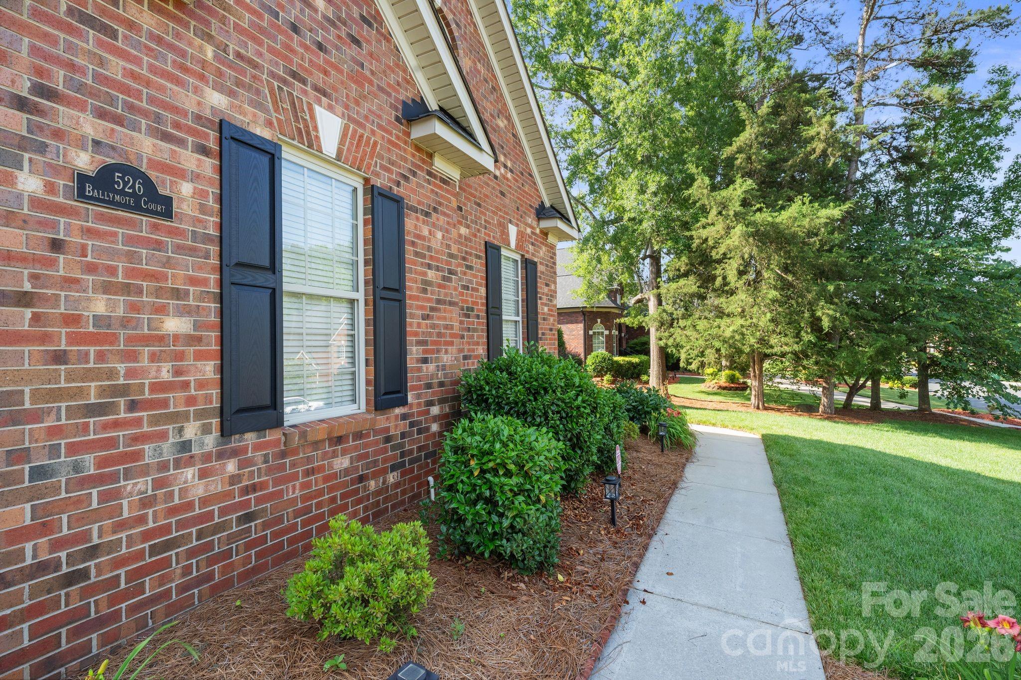 526 Ballymote Court