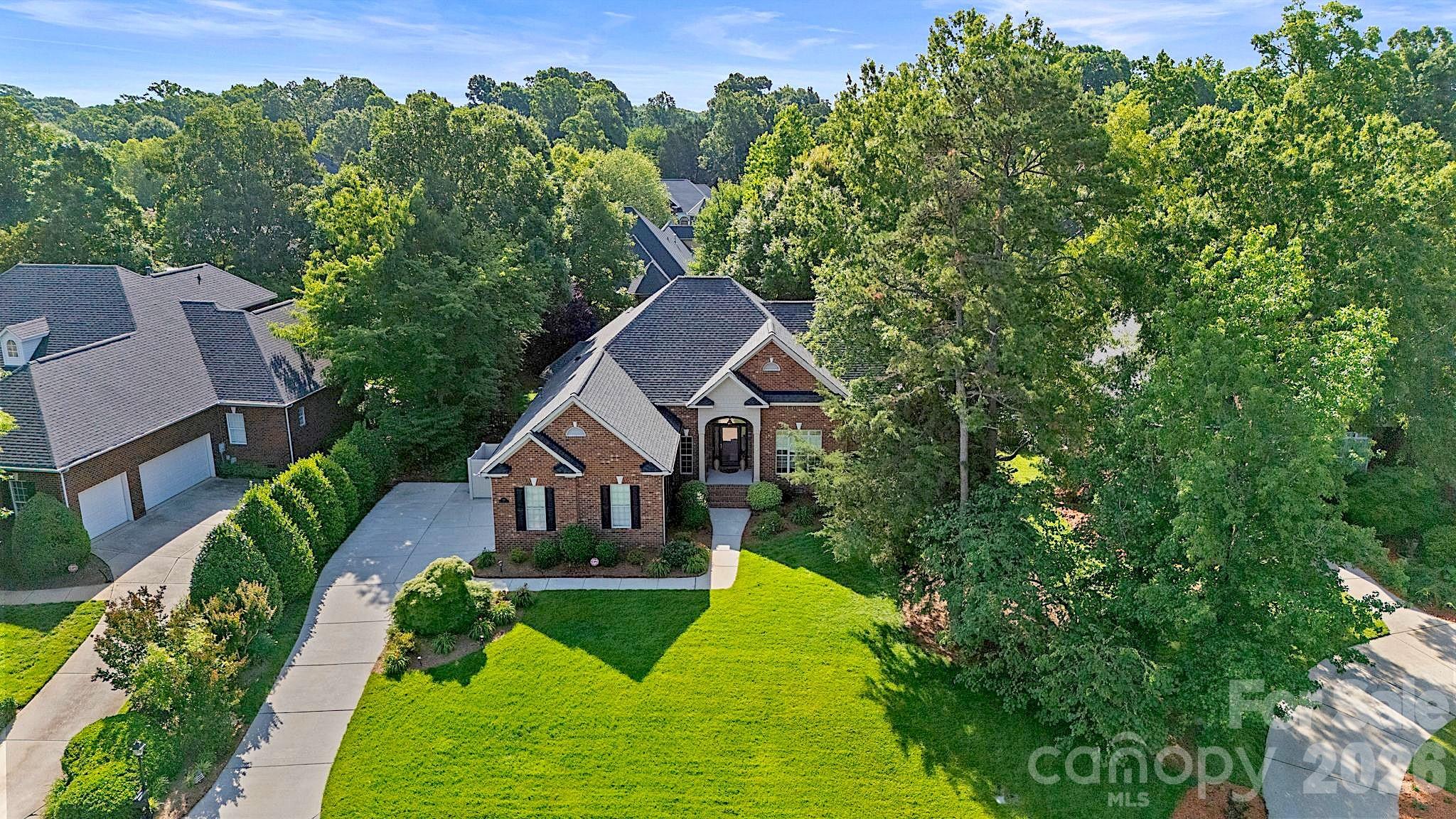 526 Ballymote Court