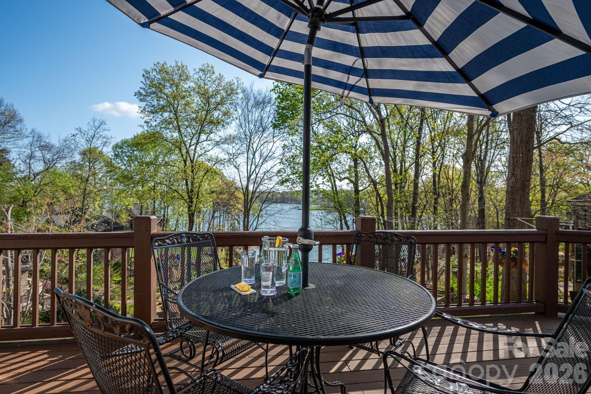 Pinnacle Shores - Residential