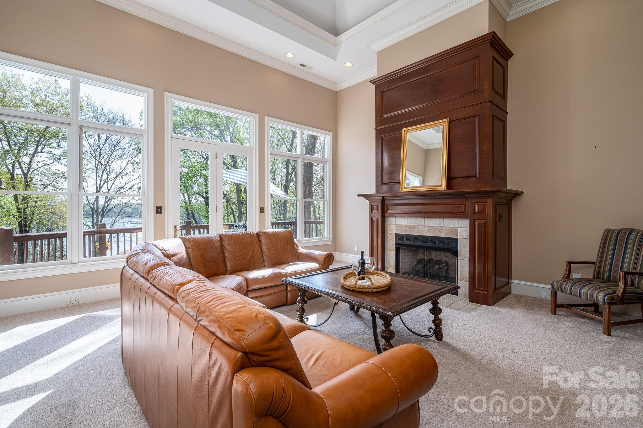 Pinnacle Shores - Residential