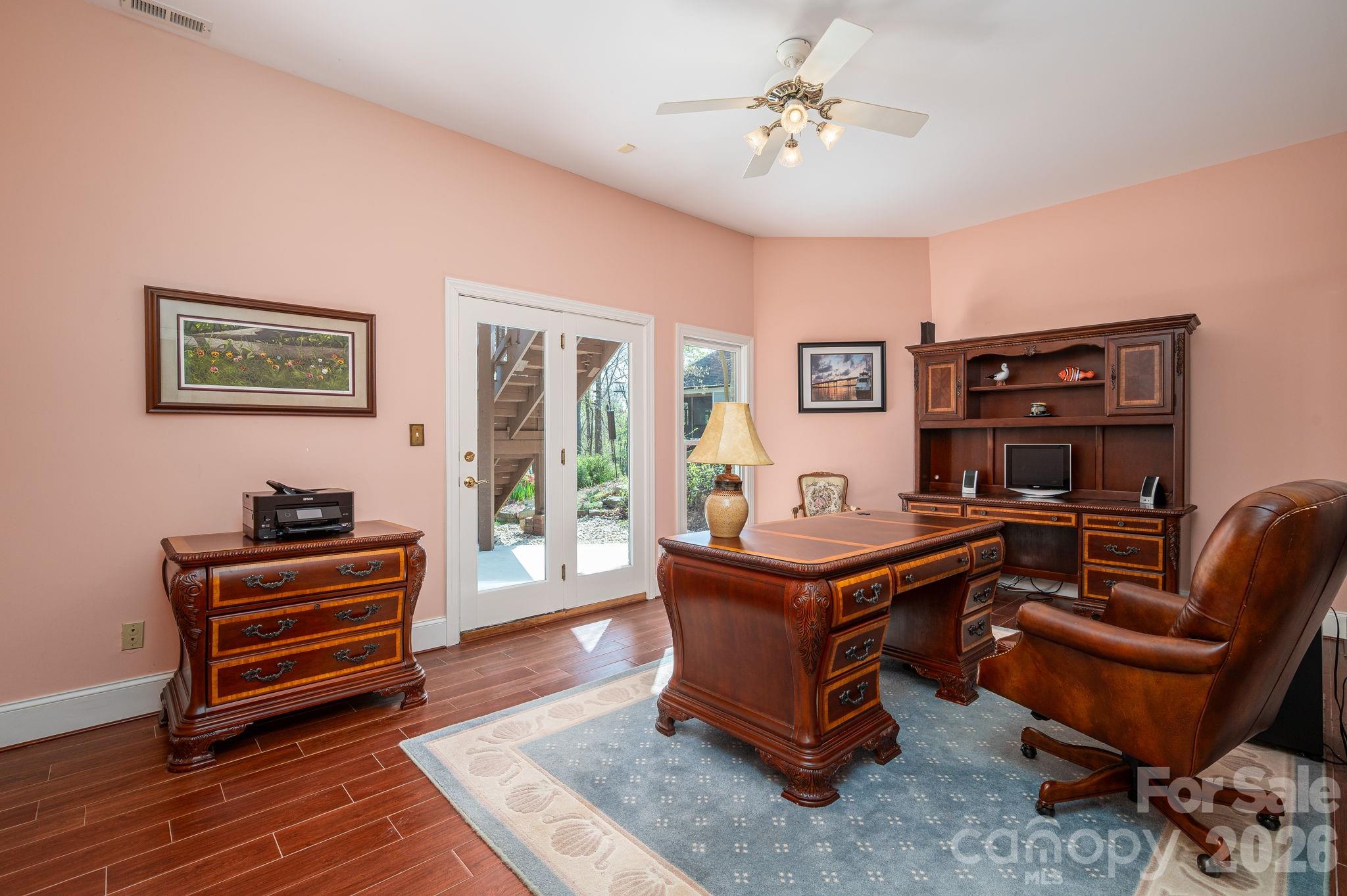 Pinnacle Shores - Residential