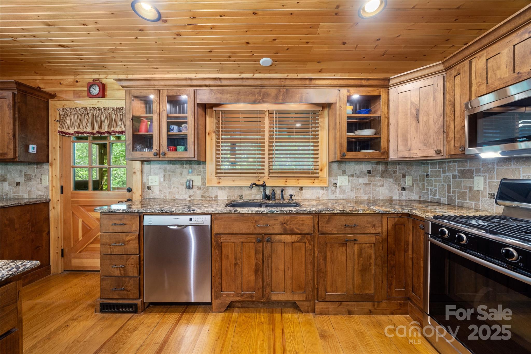 Scarlet Oaks - Residential