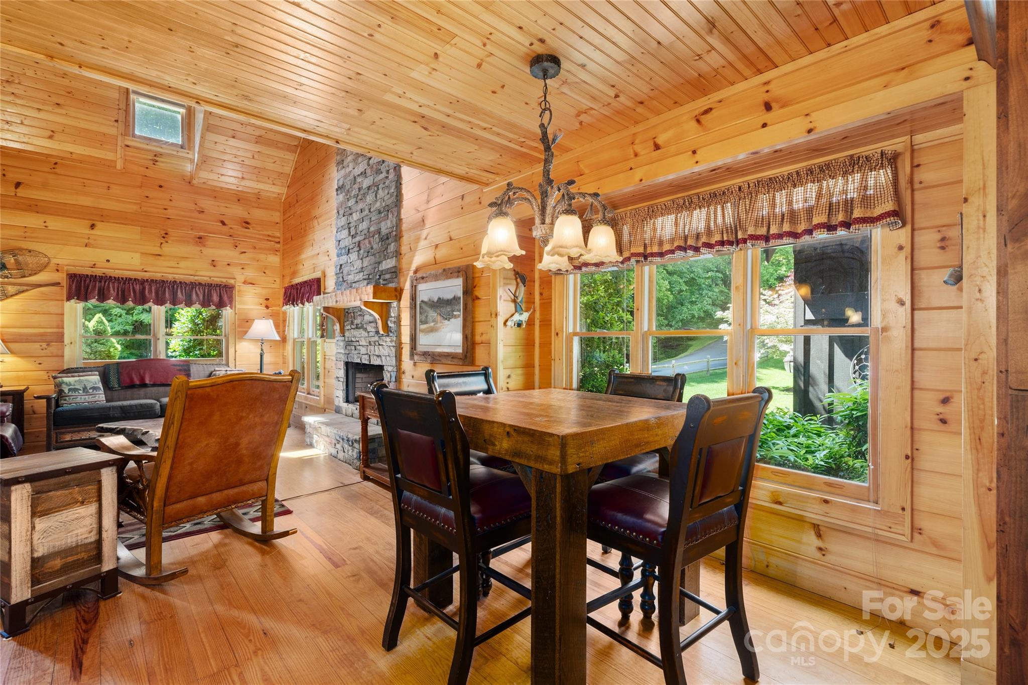 Scarlet Oaks - Residential