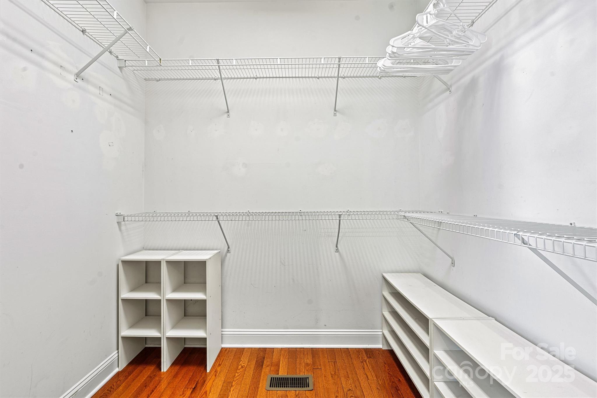 Mckenzie Place - Residential