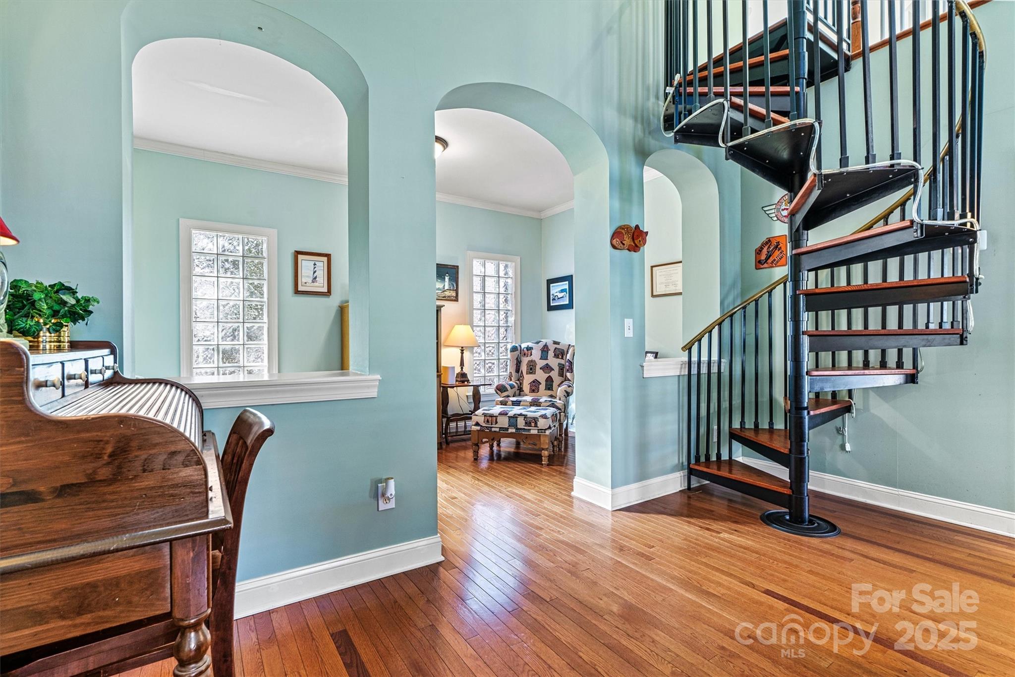 Mckenzie Place - Residential