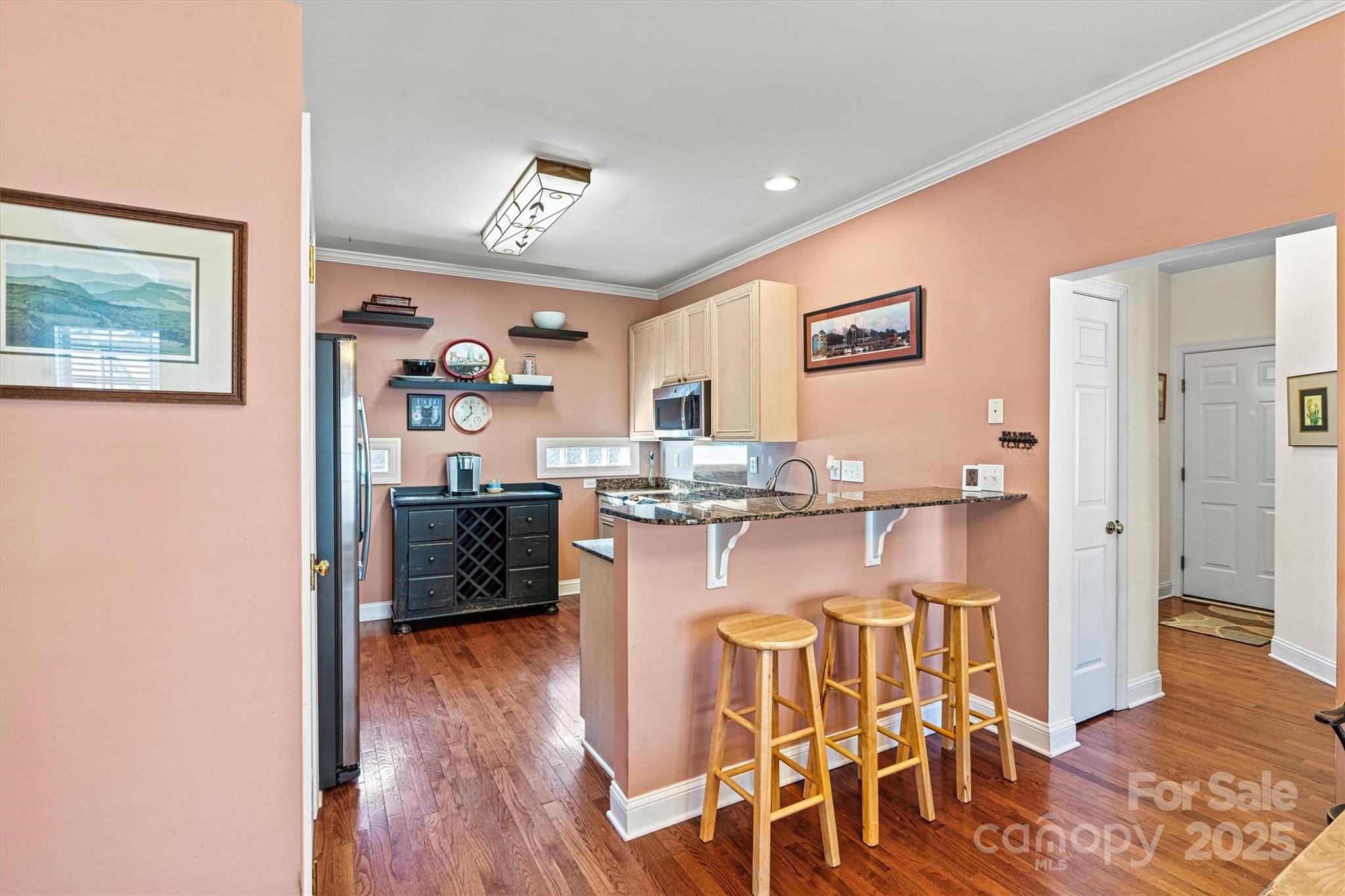 Mckenzie Place - Residential